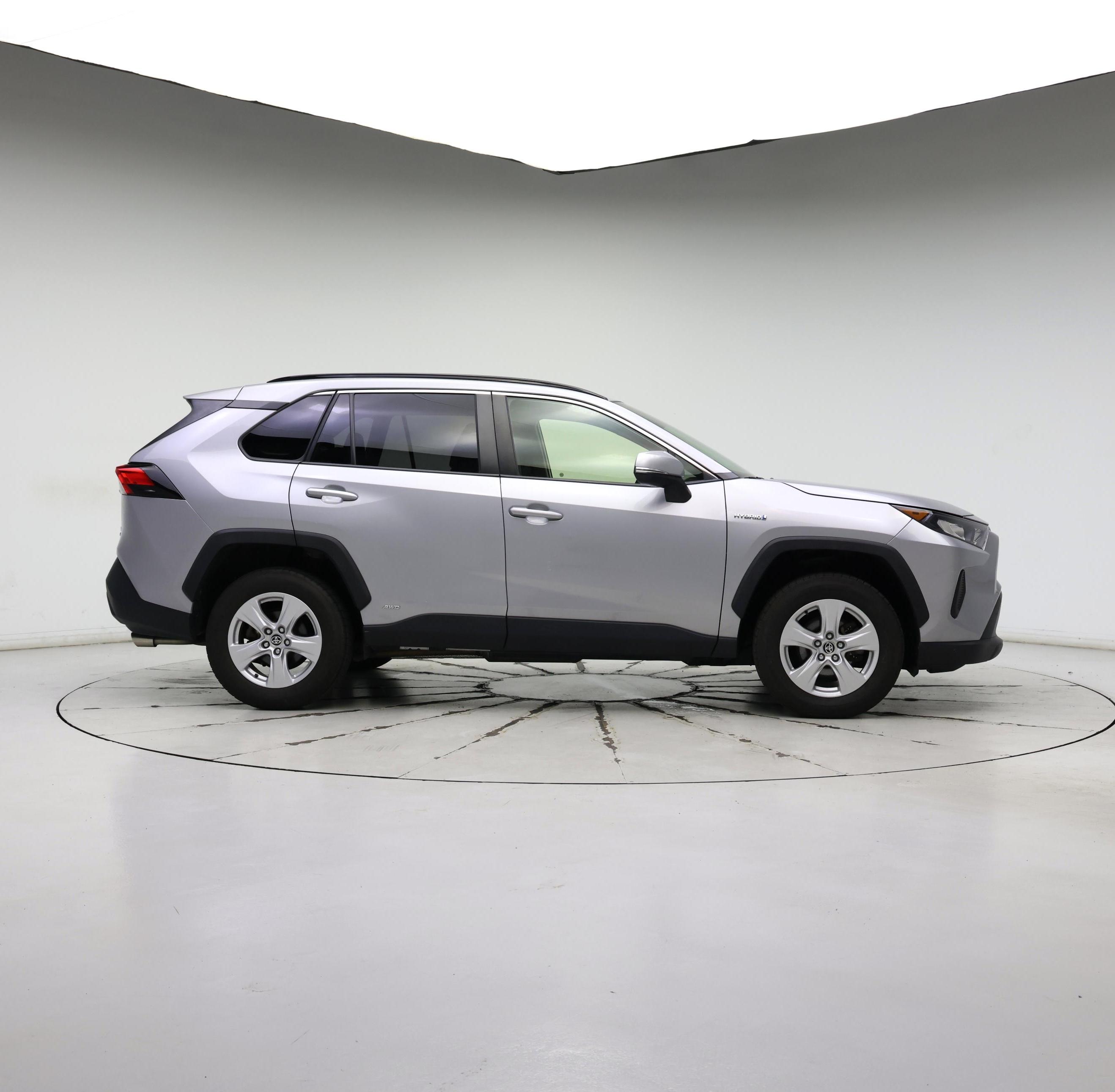 Thumbnail: 2020 Toyota RAV4 - 7