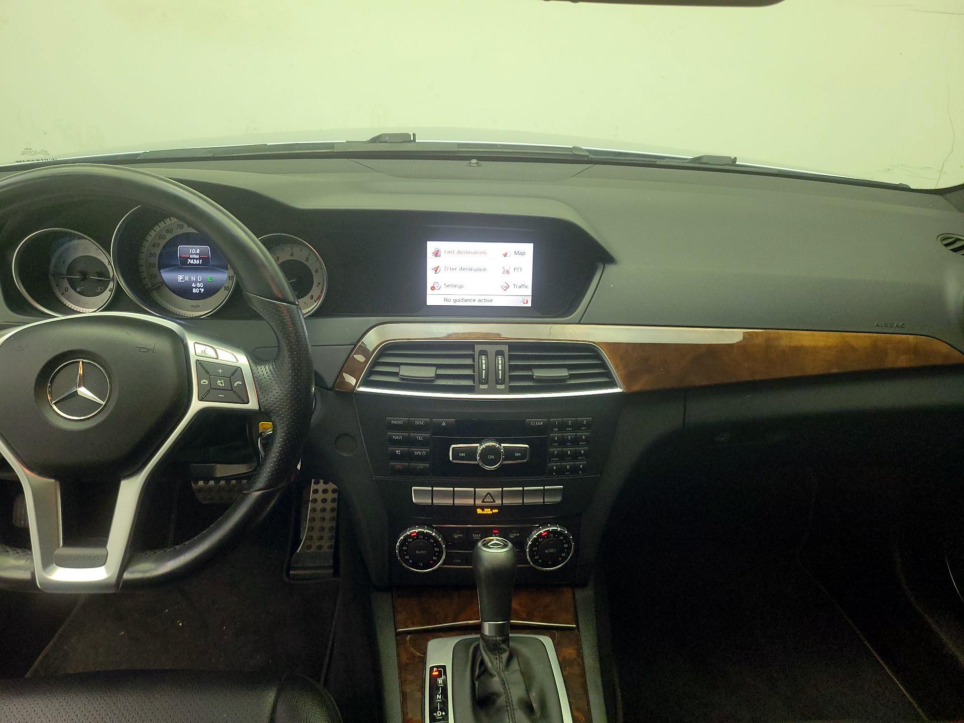 Thumbnail: 2014 Mercedes-Benz C-Class - 9