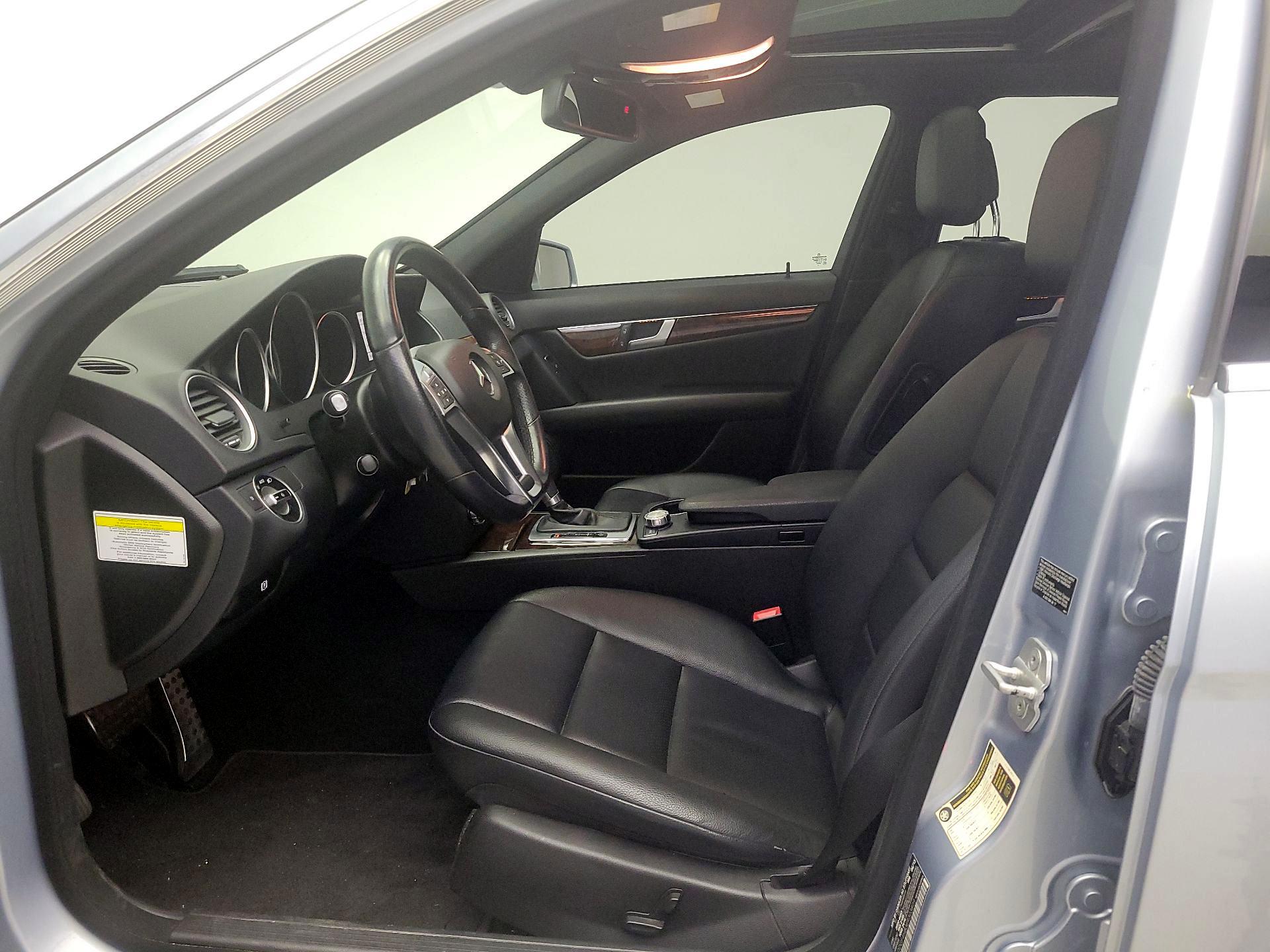 Thumbnail: 2014 Mercedes-Benz C-Class - 11