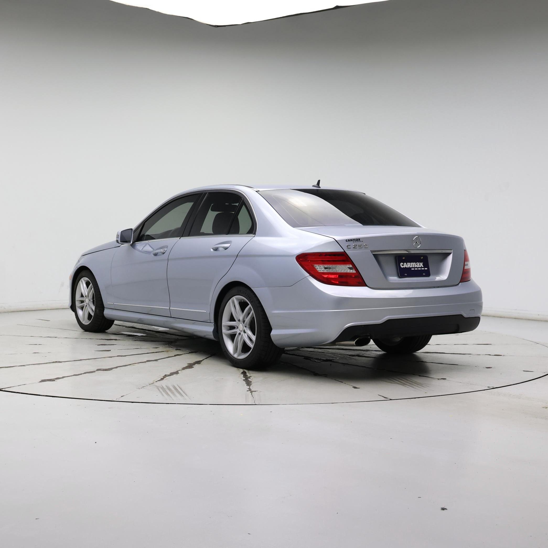 Thumbnail: 2014 Mercedes-Benz C-Class - 2