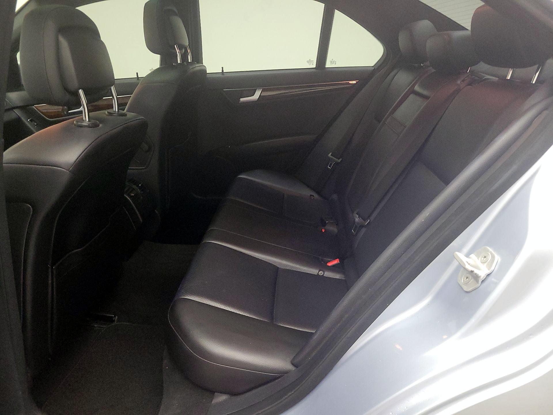 Thumbnail: 2014 Mercedes-Benz C-Class - 19