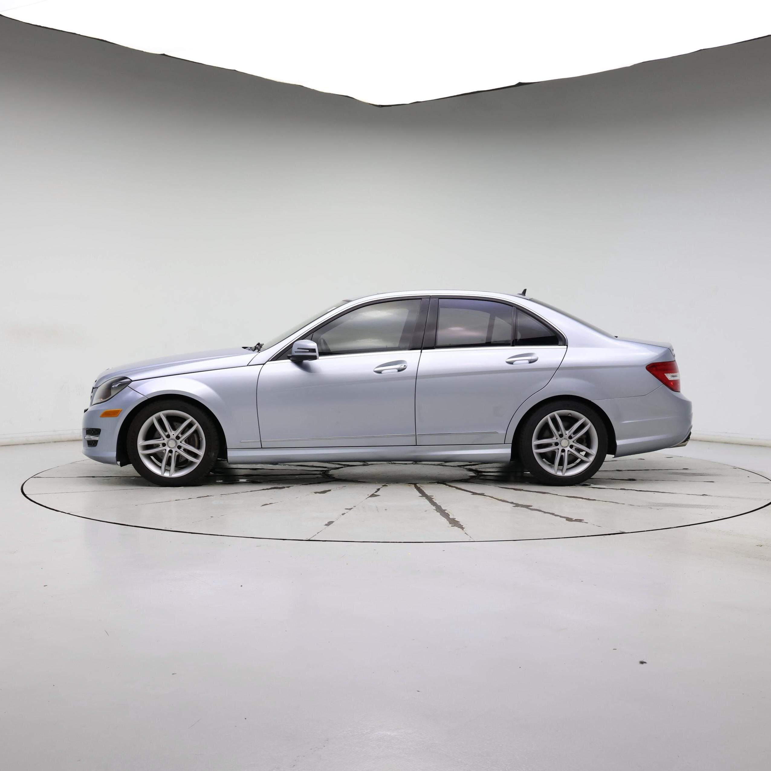 Thumbnail: 2014 Mercedes-Benz C-Class - 3