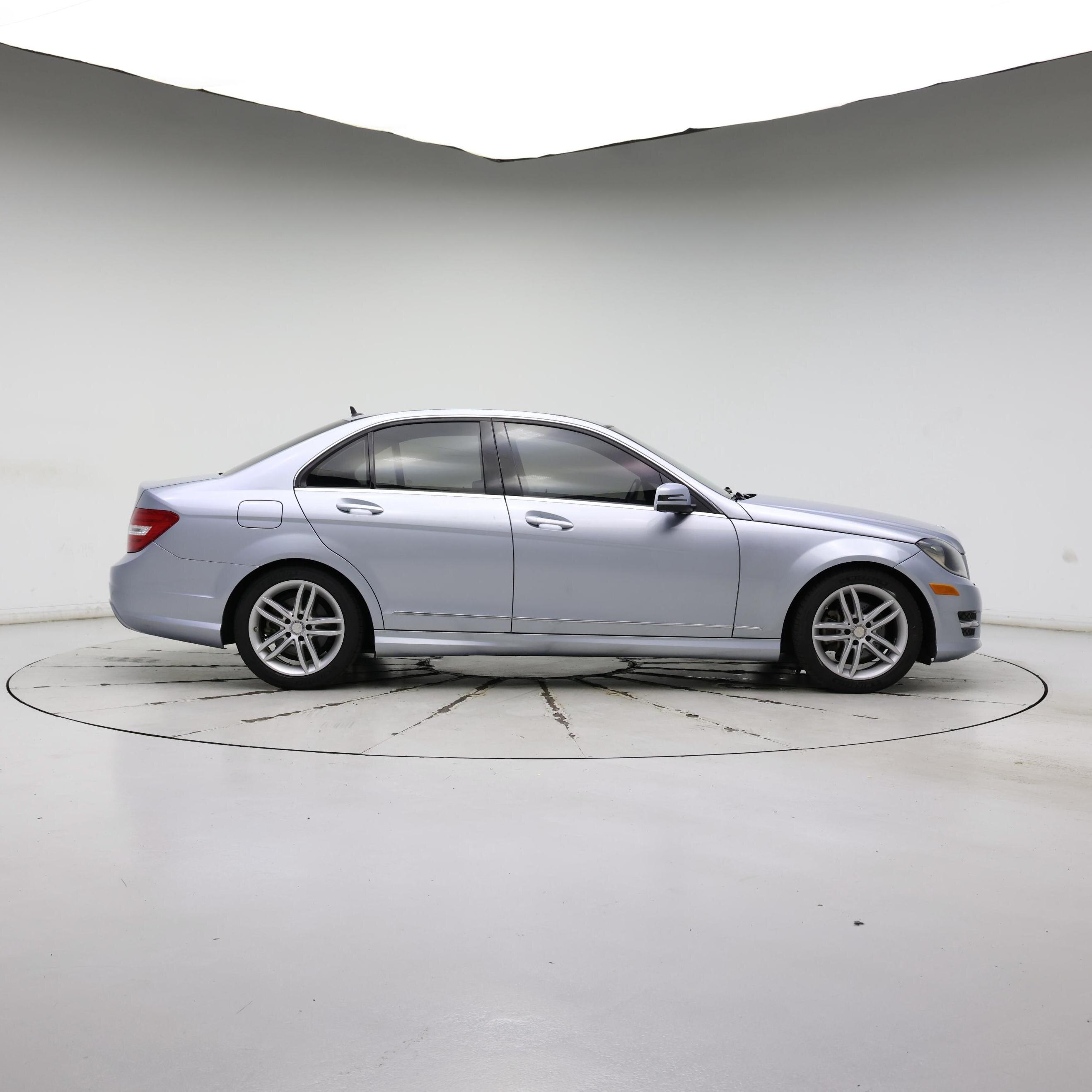 Thumbnail: 2014 Mercedes-Benz C-Class - 7
