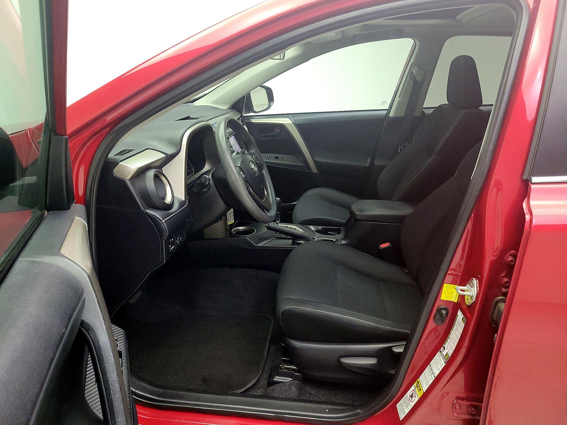 Thumbnail: 2013 Toyota RAV4 - 11