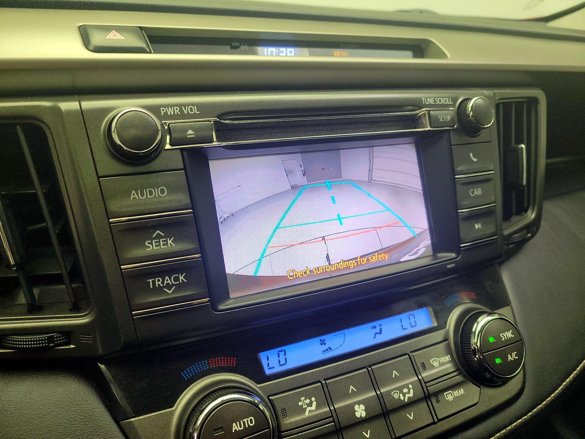 Thumbnail: 2013 Toyota RAV4 - 14