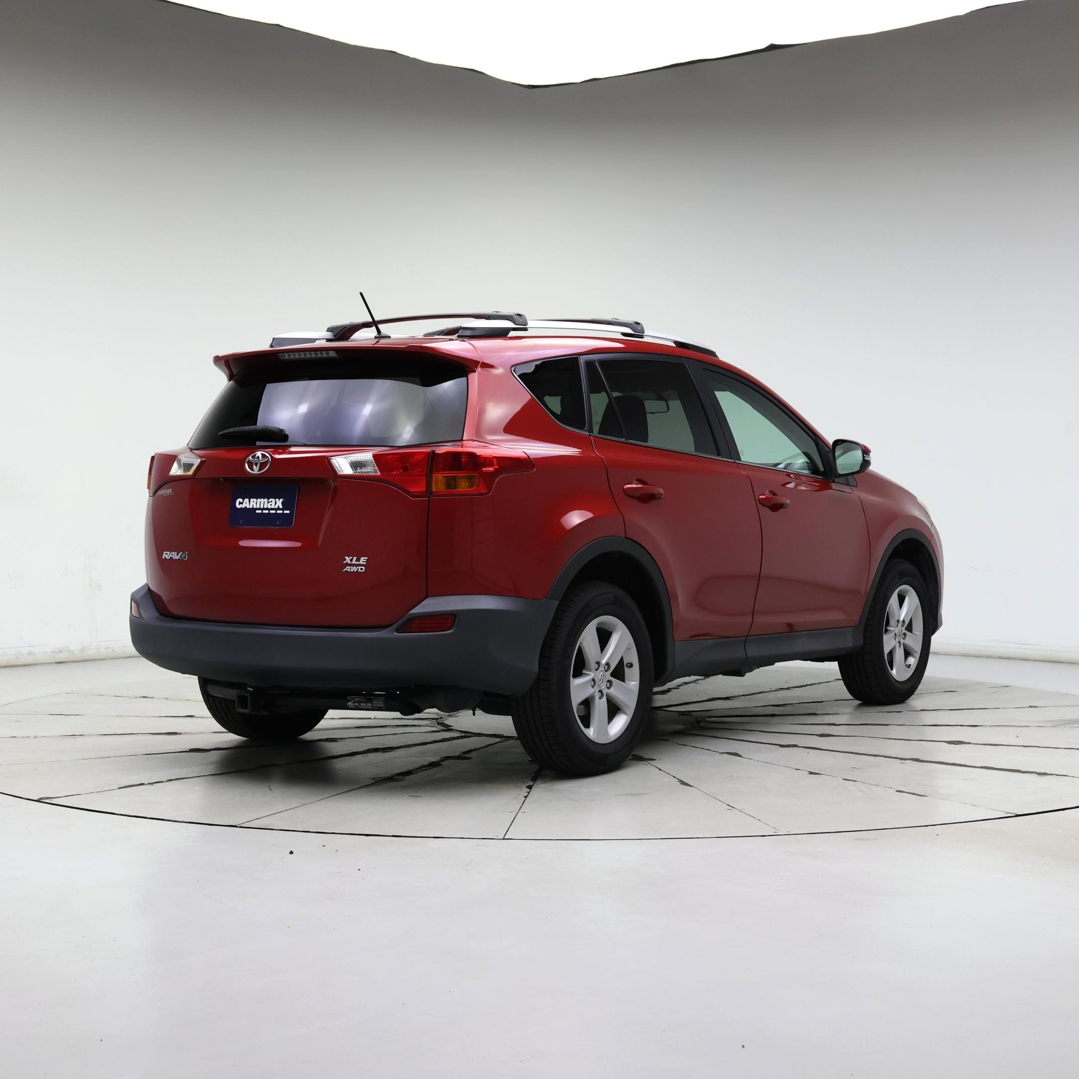 Thumbnail: 2013 Toyota RAV4 - 8