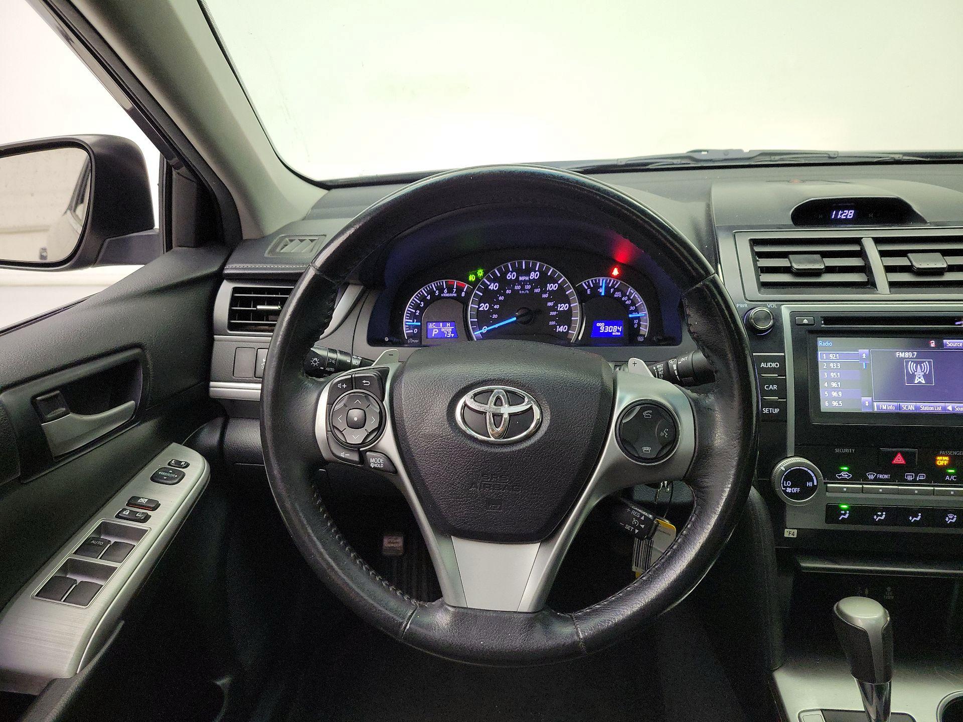 Thumbnail: 2014 Toyota Camry - 10