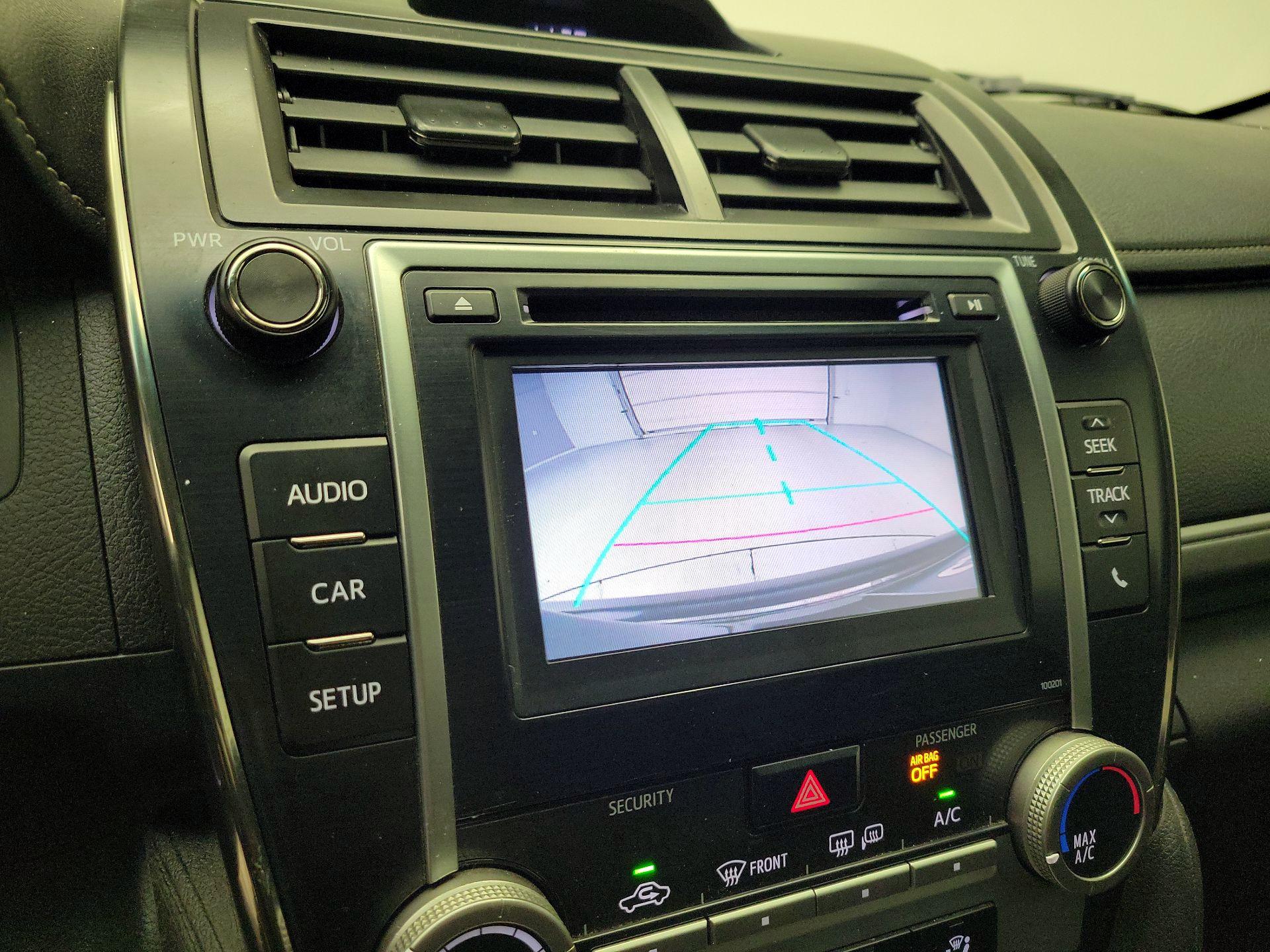 Thumbnail: 2014 Toyota Camry - 14