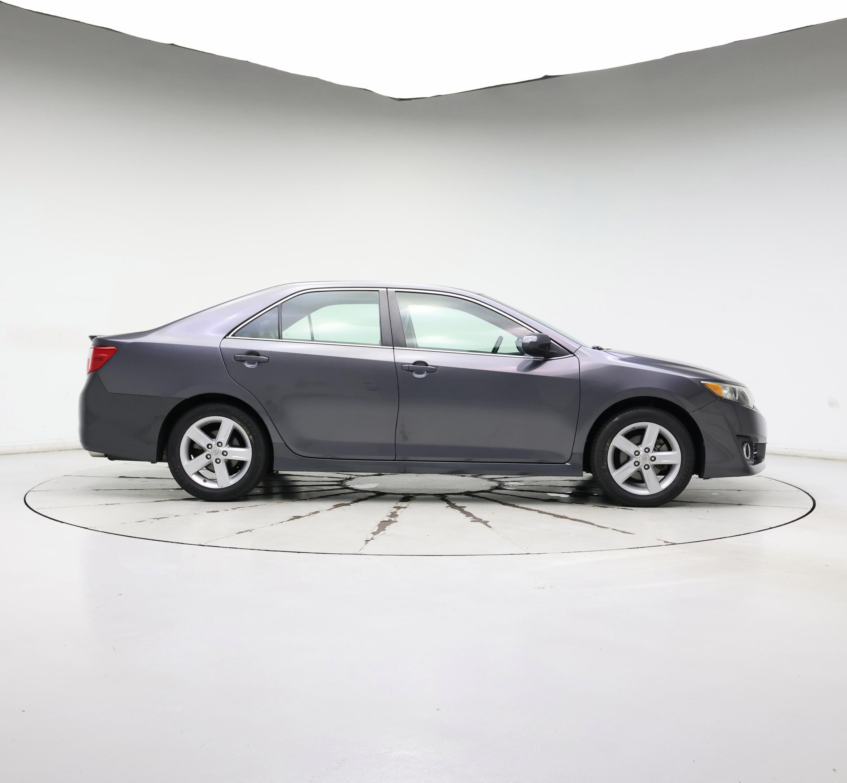 Thumbnail: 2014 Toyota Camry - 7