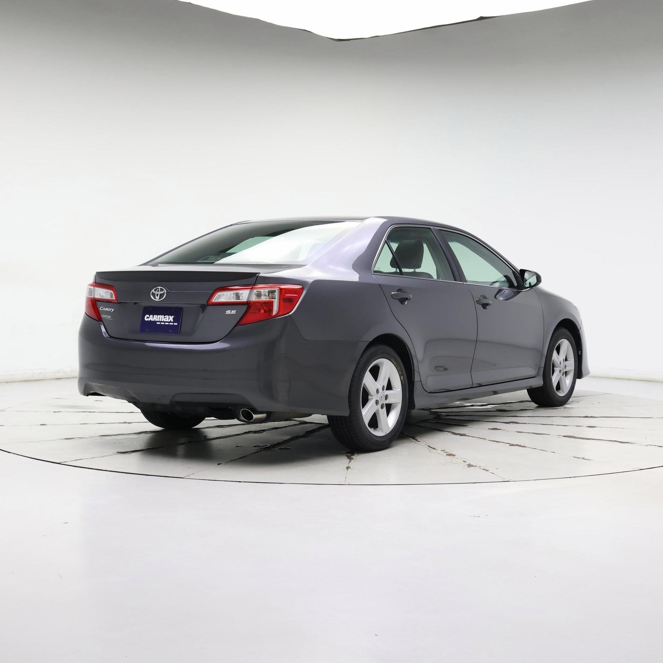 Thumbnail: 2014 Toyota Camry - 8