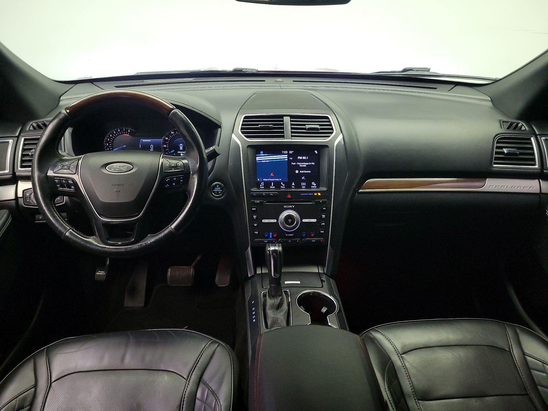 Thumbnail: 2017 Ford Explorer - 9