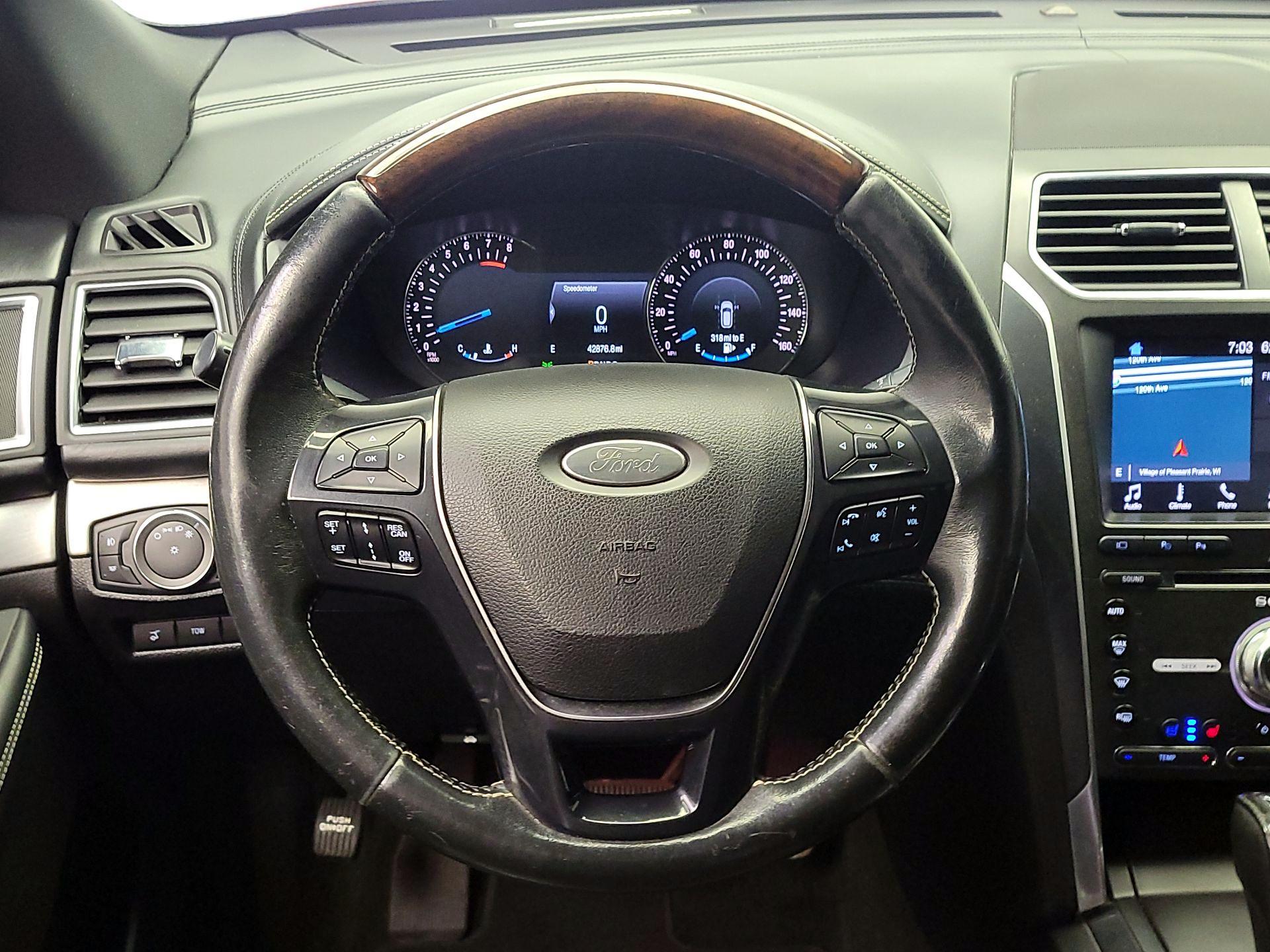 Thumbnail: 2017 Ford Explorer - 10