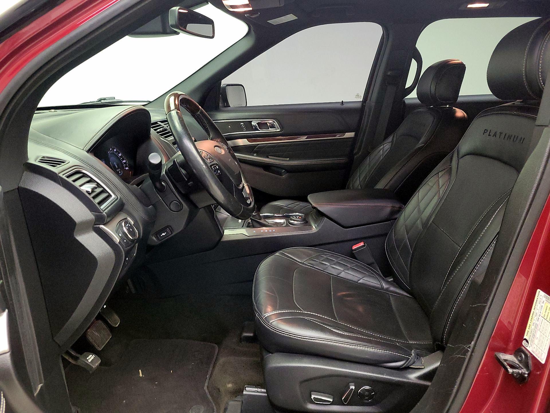 Thumbnail: 2017 Ford Explorer - 11