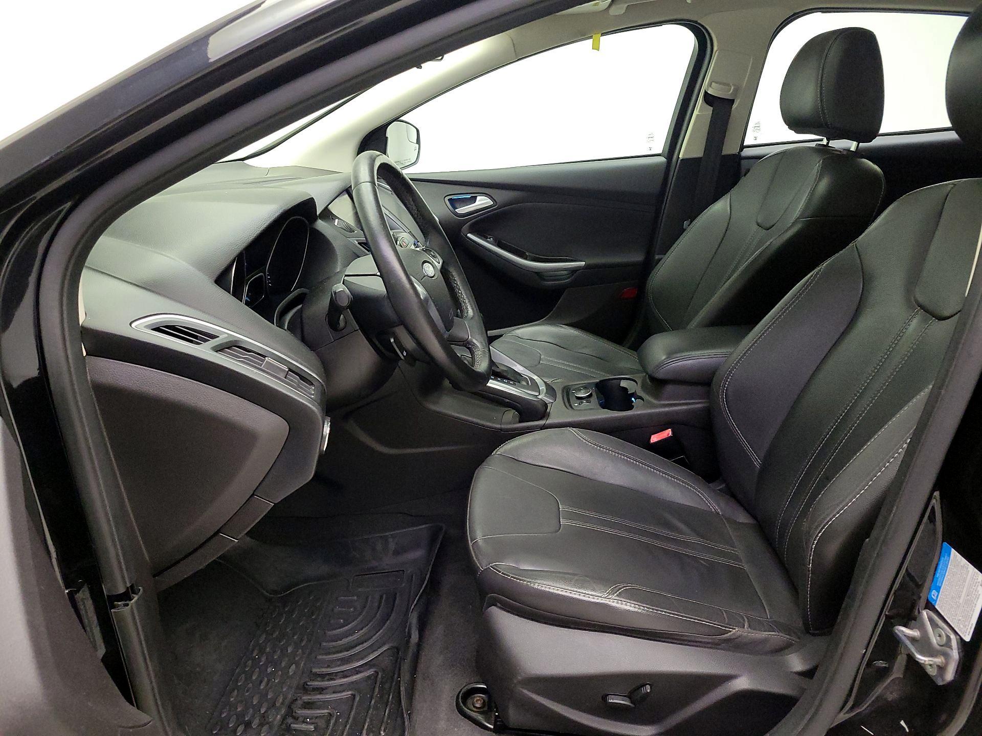 Thumbnail: 2013 Ford Focus - 11