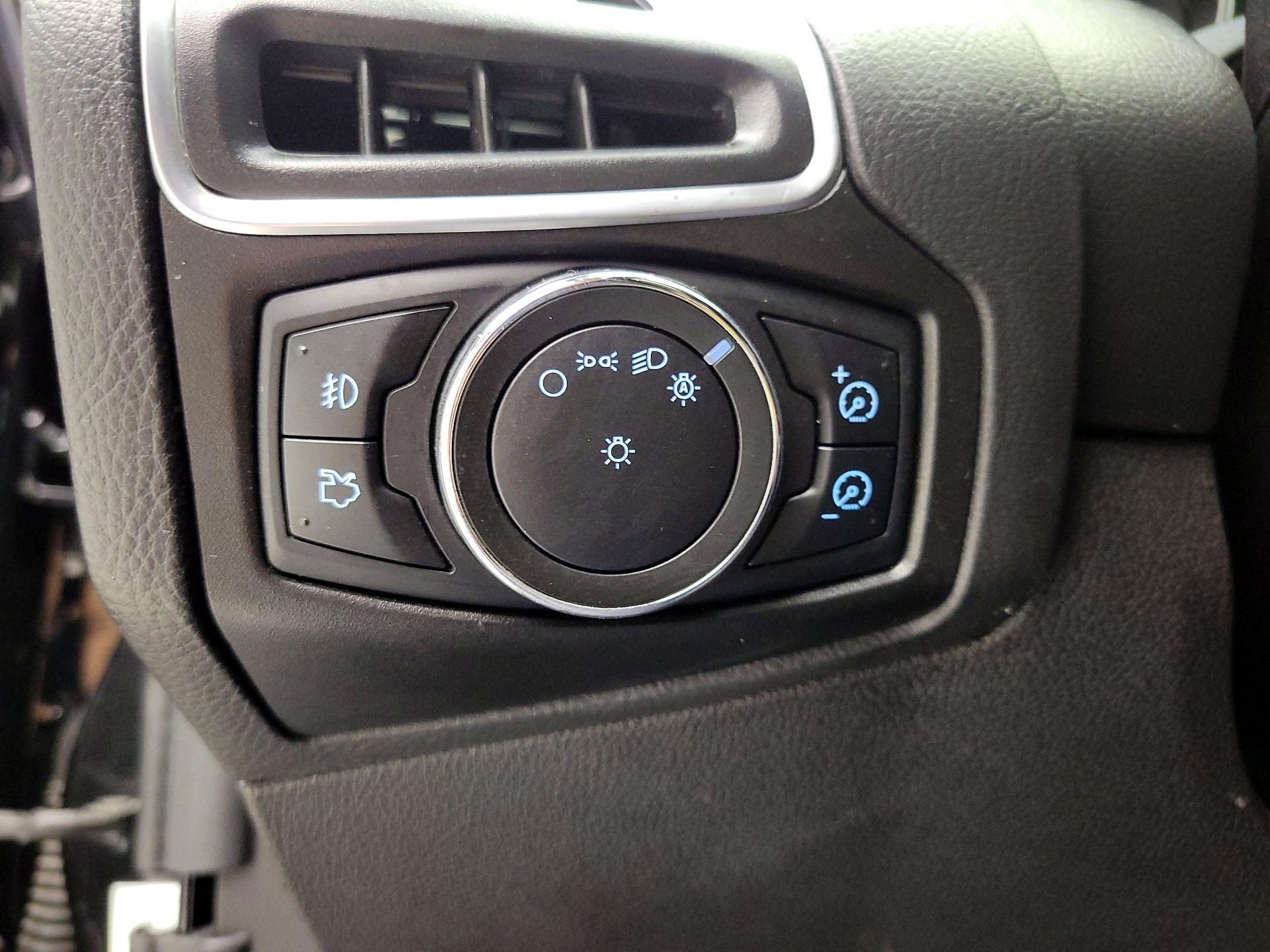 Thumbnail: 2013 Ford Focus - 13