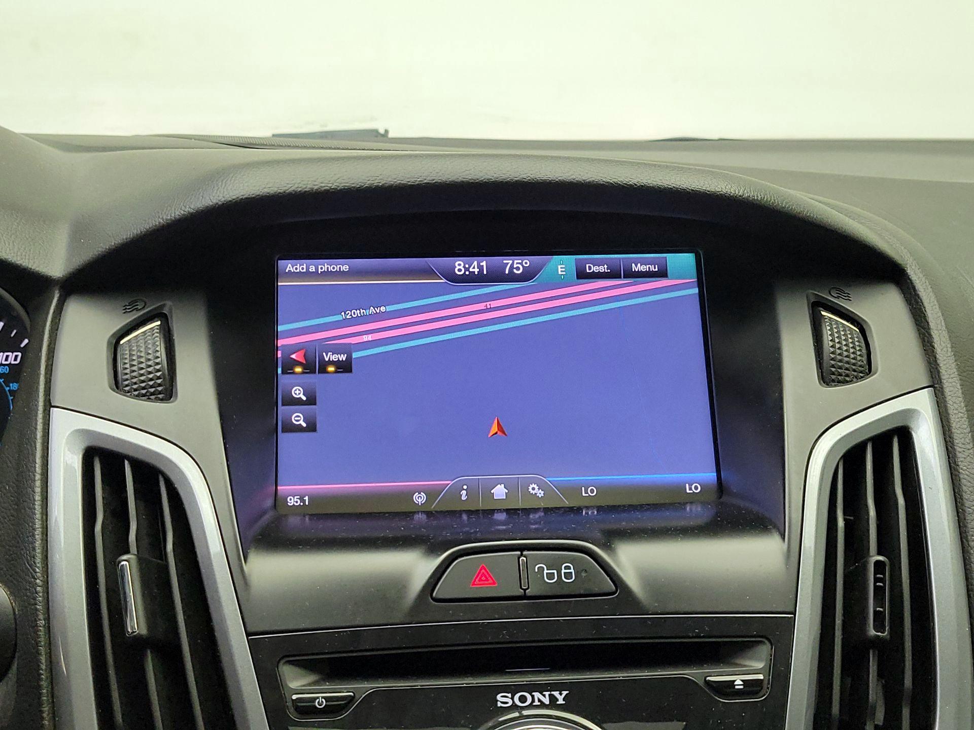 Thumbnail: 2013 Ford Focus - 14