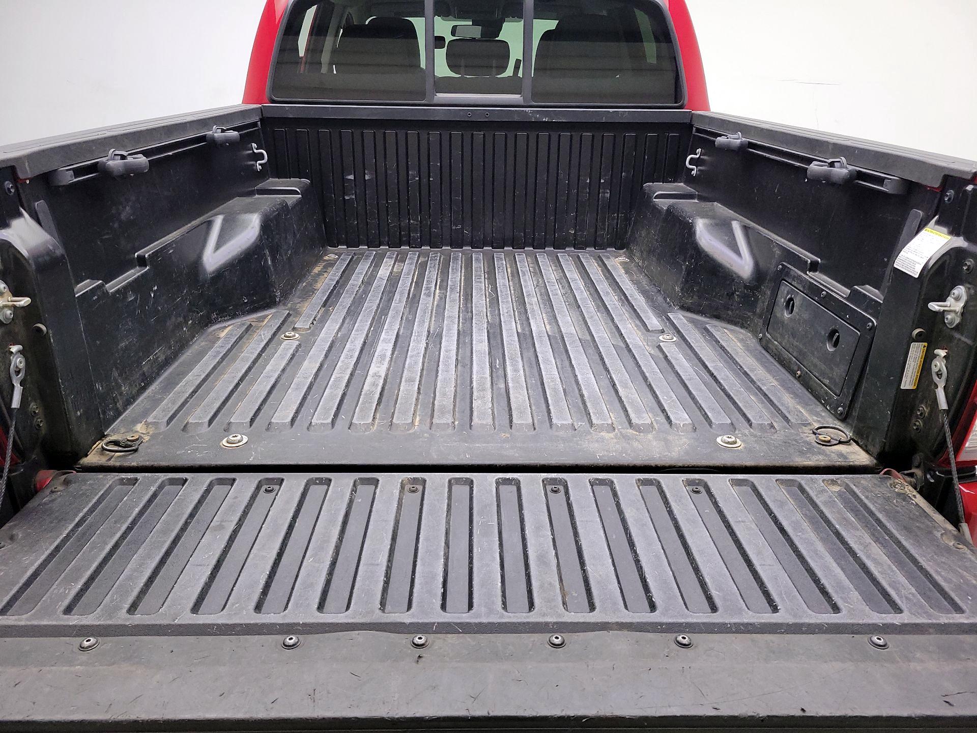 Thumbnail: 2022 Toyota Tacoma - 20