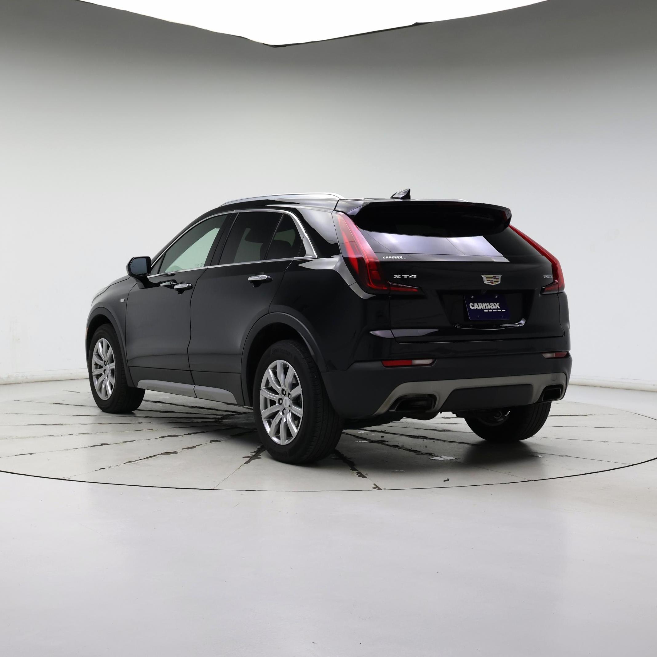 Thumbnail: 2019 Cadillac XT4 - 2