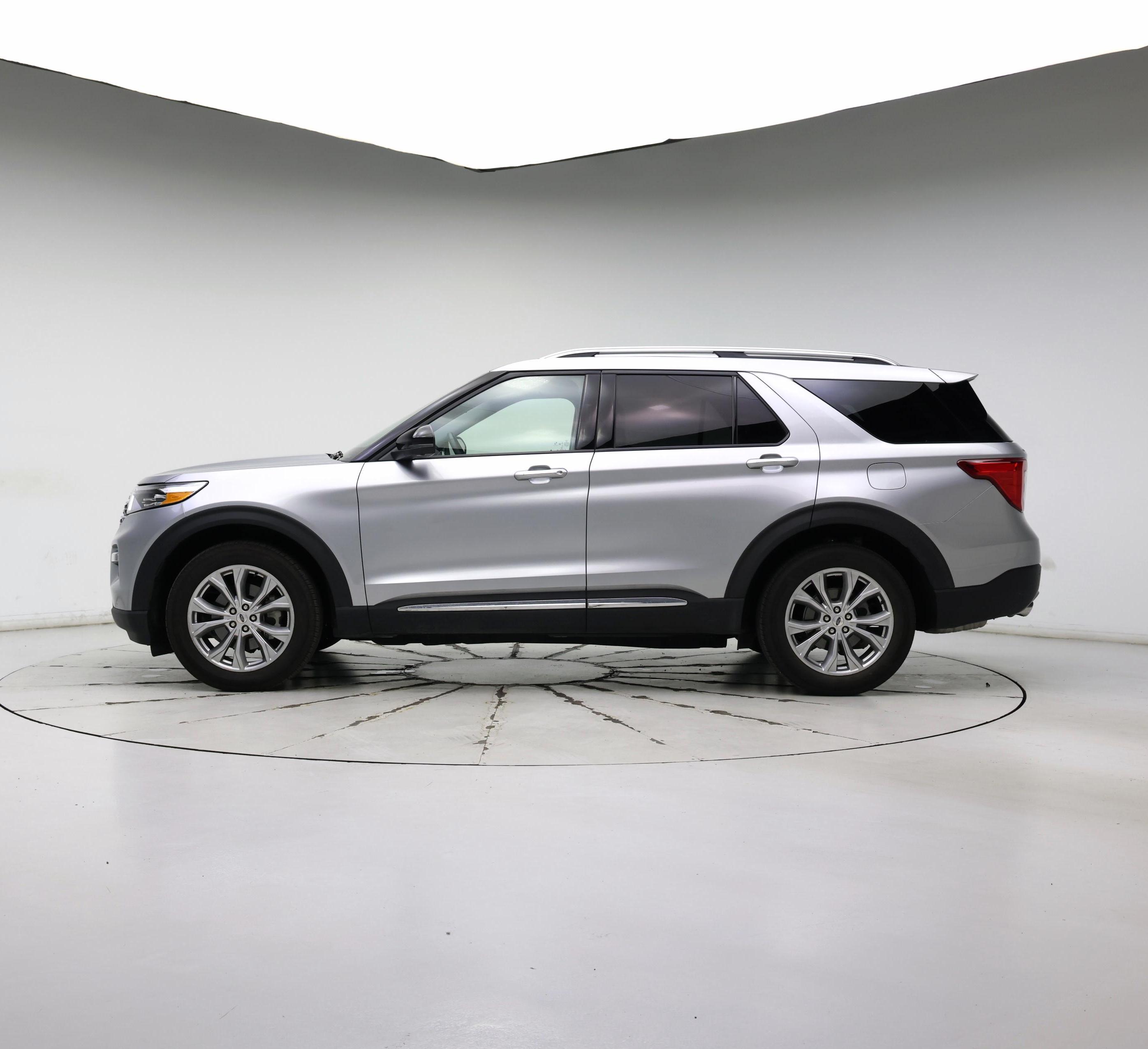 Thumbnail: 2021 Ford Explorer - 3