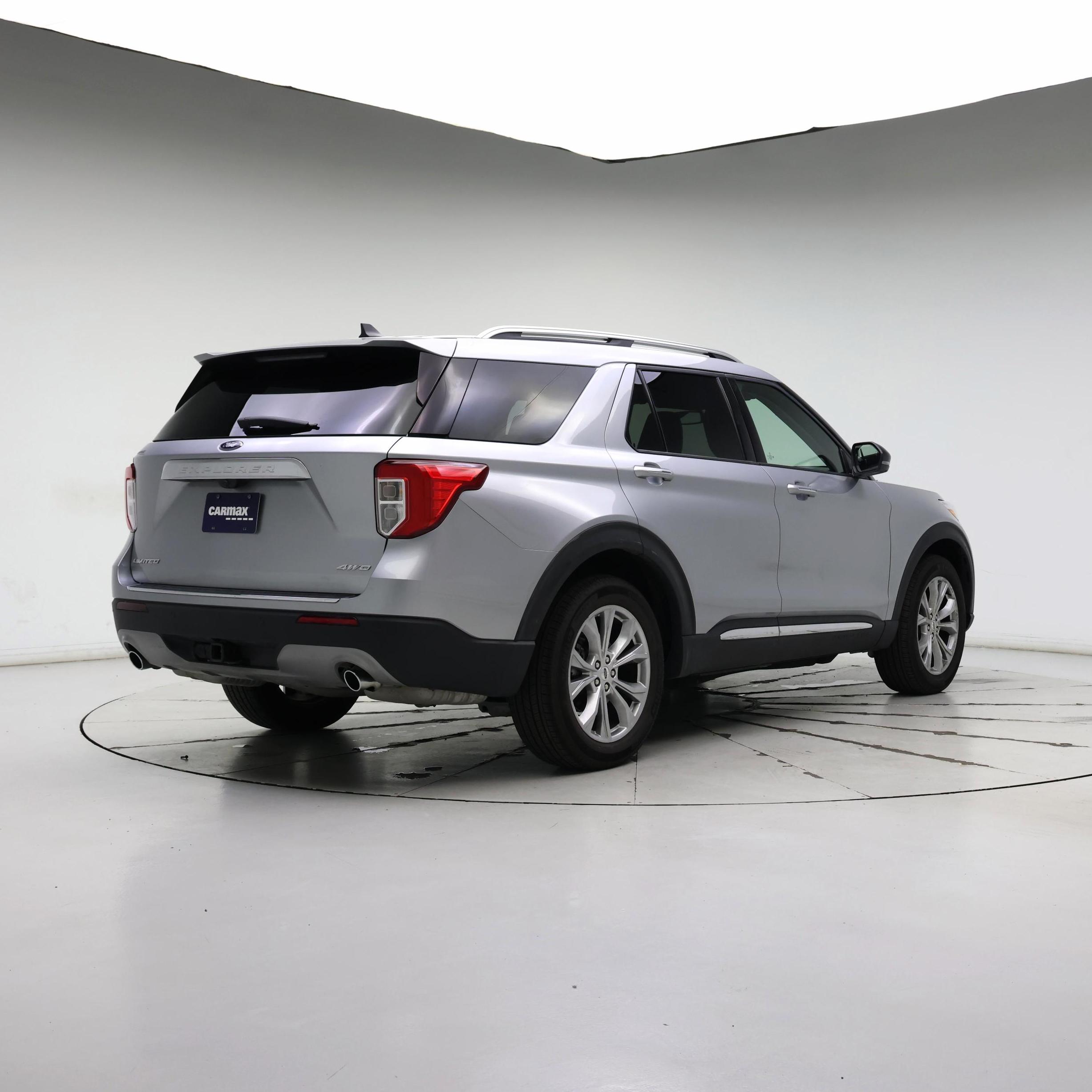 Thumbnail: 2021 Ford Explorer - 8