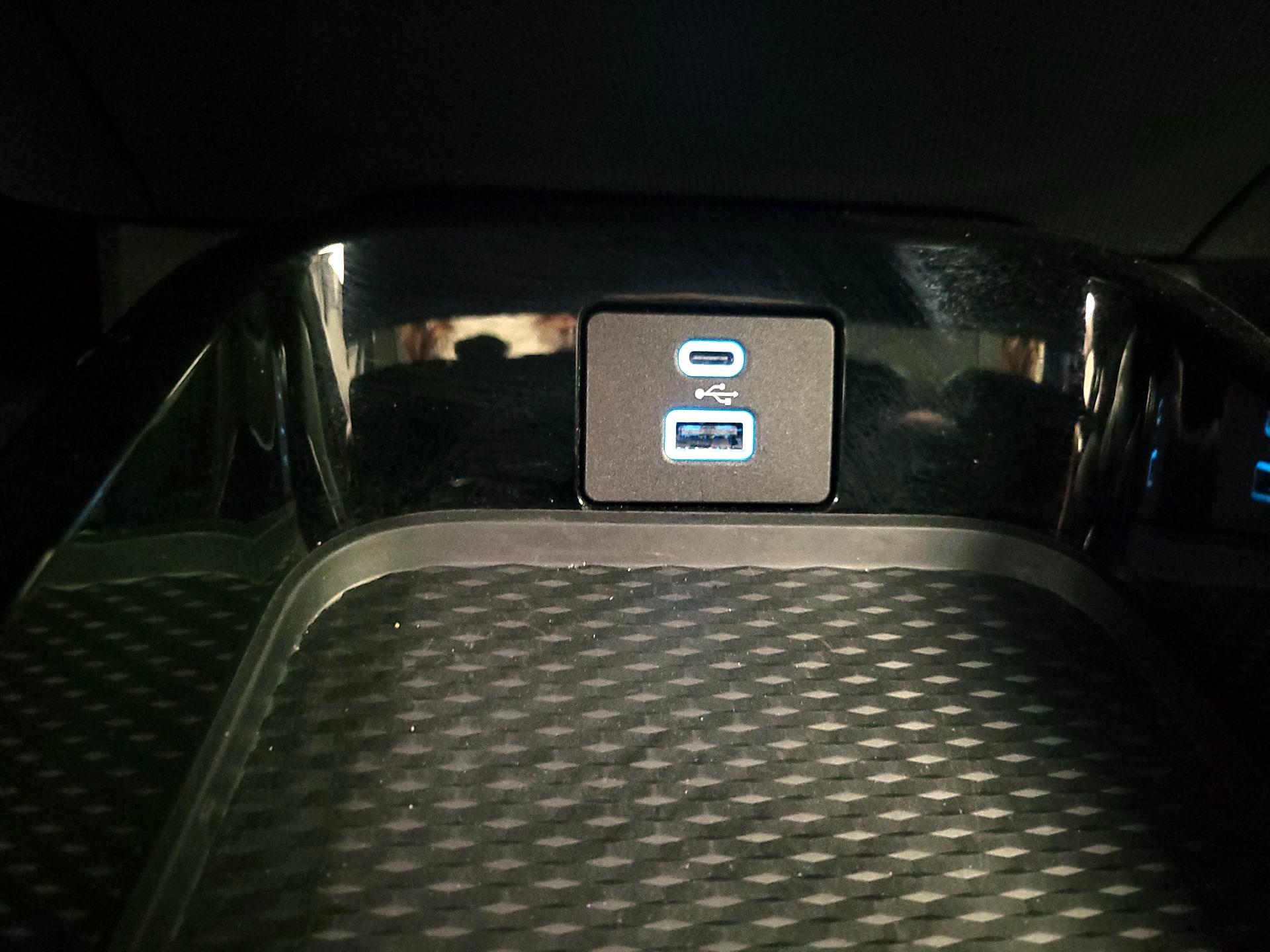 Thumbnail: 2022 Ford Mustang Mach-E - 19