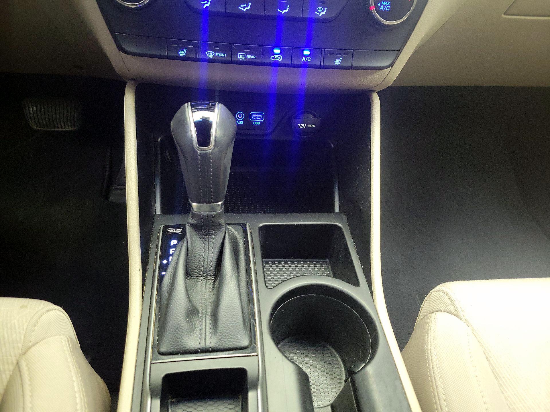 Thumbnail: 2016 Hyundai Tucson - 17