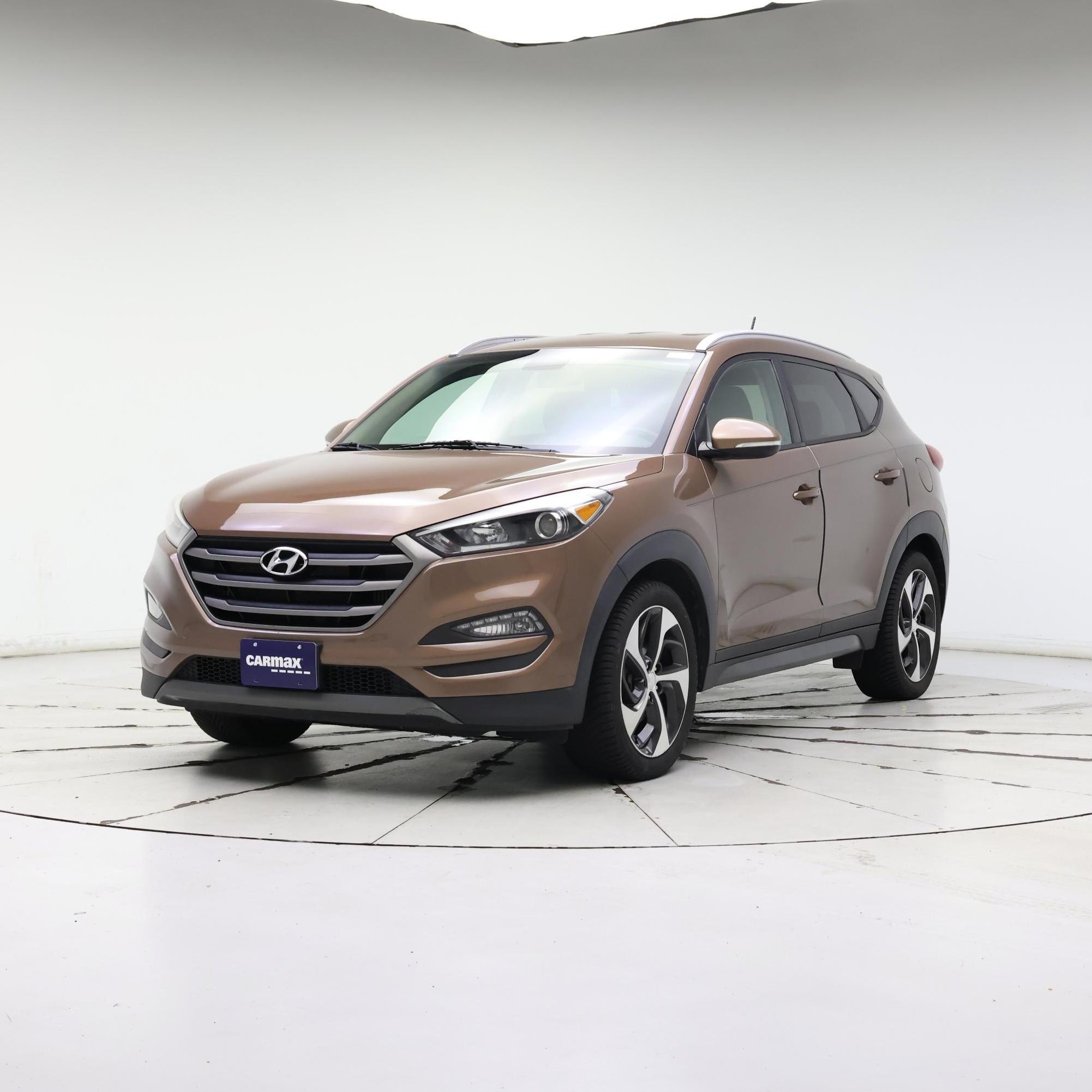 Thumbnail: 2016 Hyundai Tucson - 4