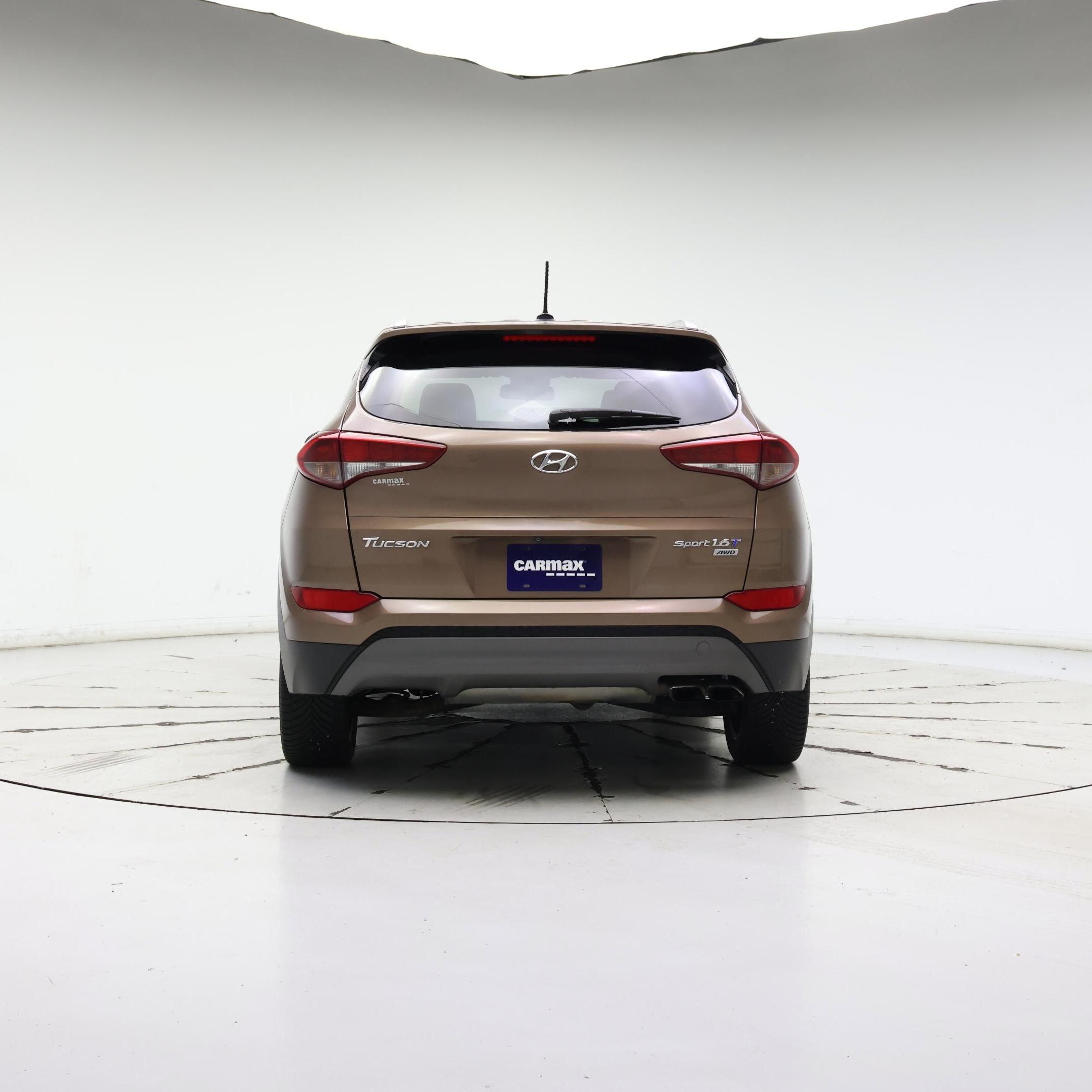 Thumbnail: 2016 Hyundai Tucson - 6