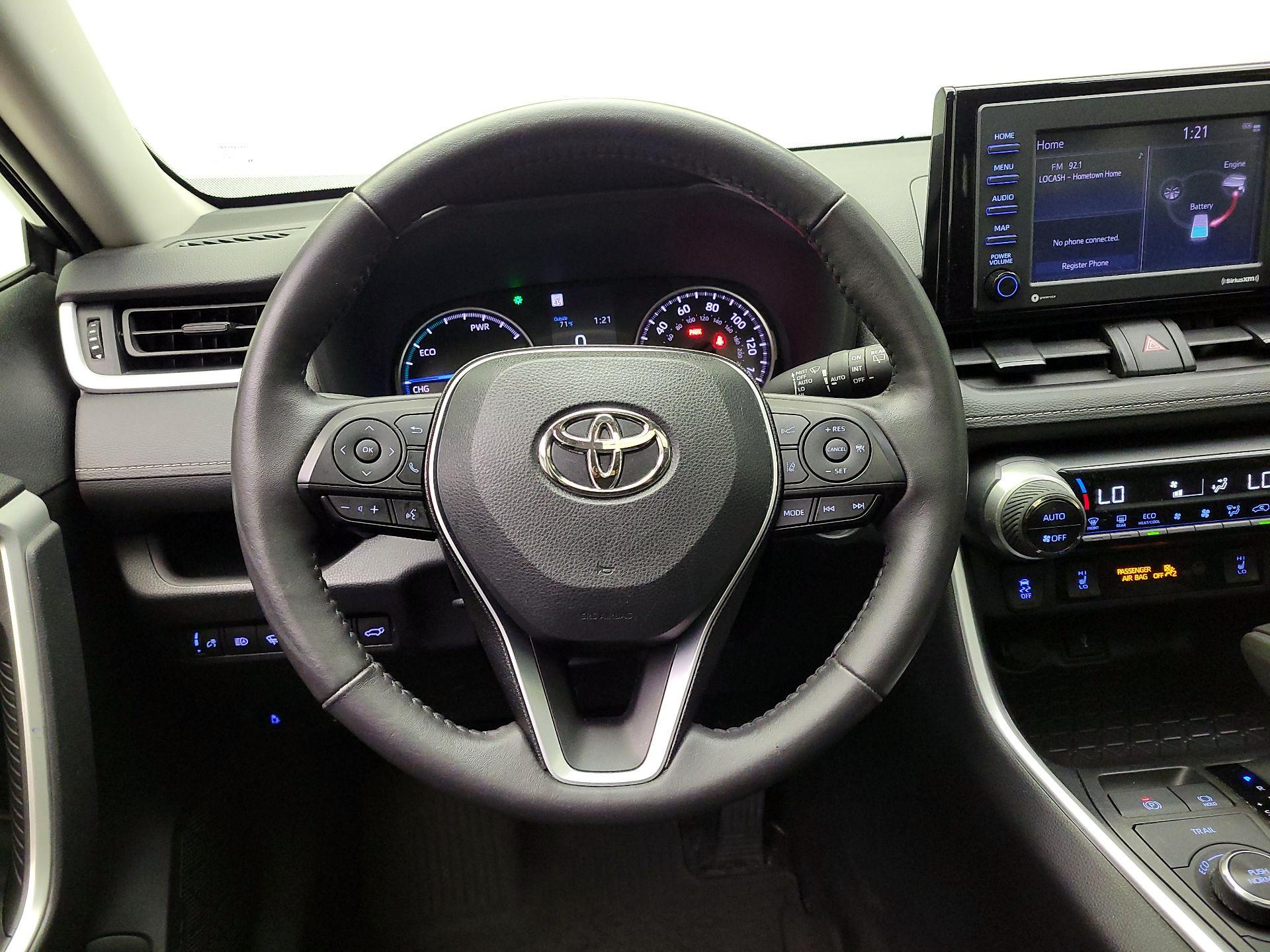 Thumbnail: 2022 Toyota RAV4 - 10