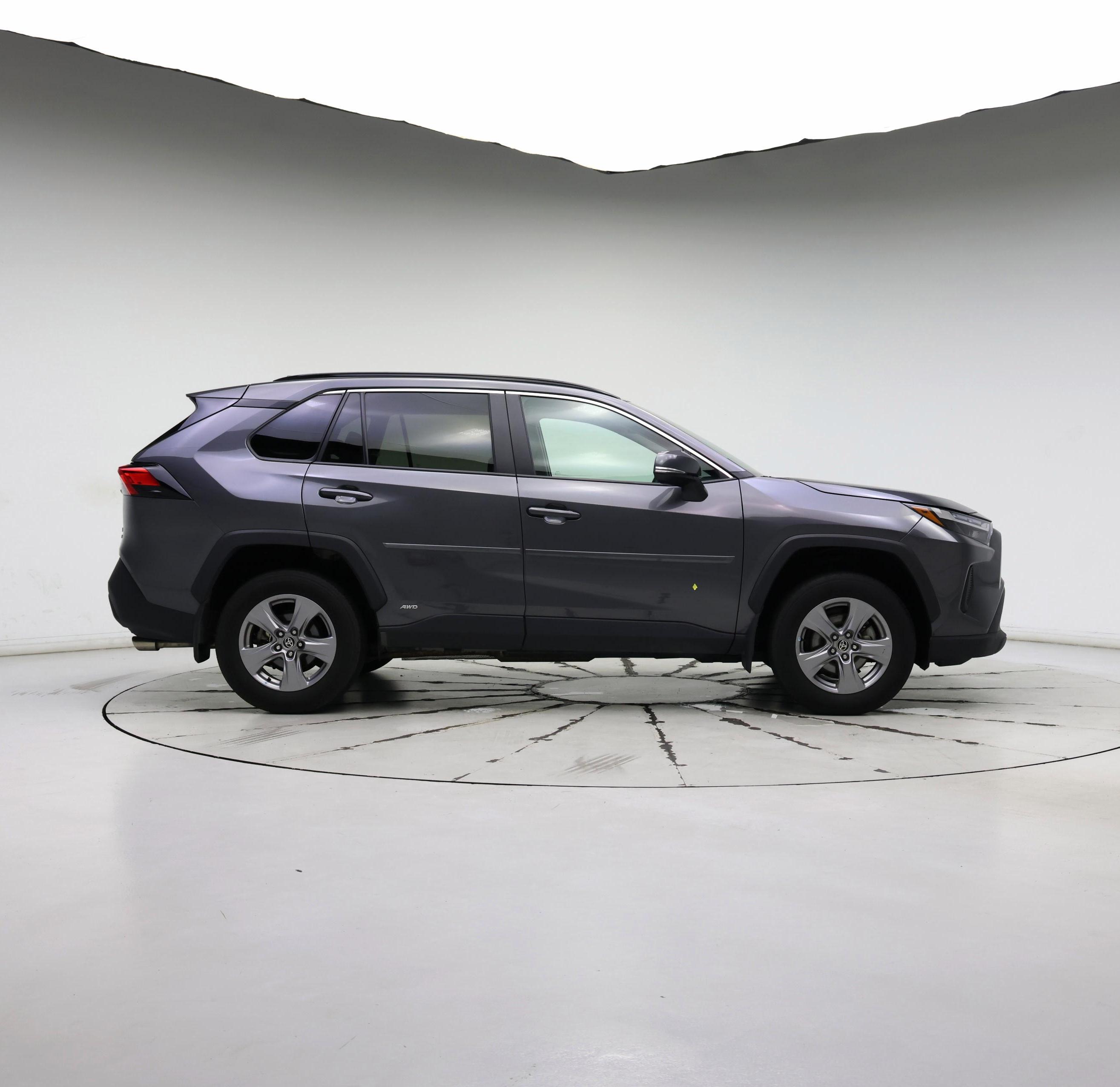 Thumbnail: 2022 Toyota RAV4 - 7