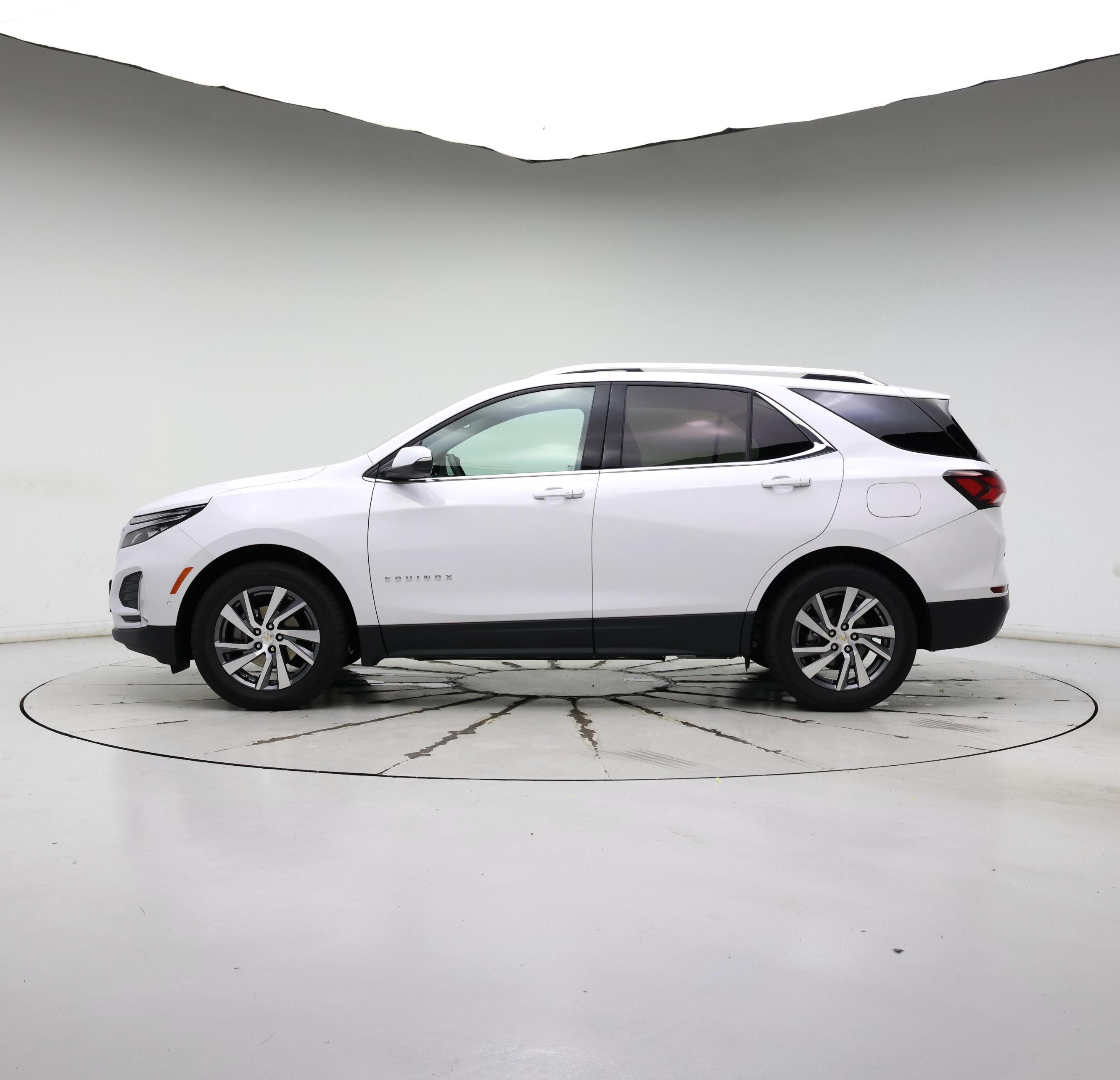 Thumbnail: 2024 Chevrolet Equinox - 3