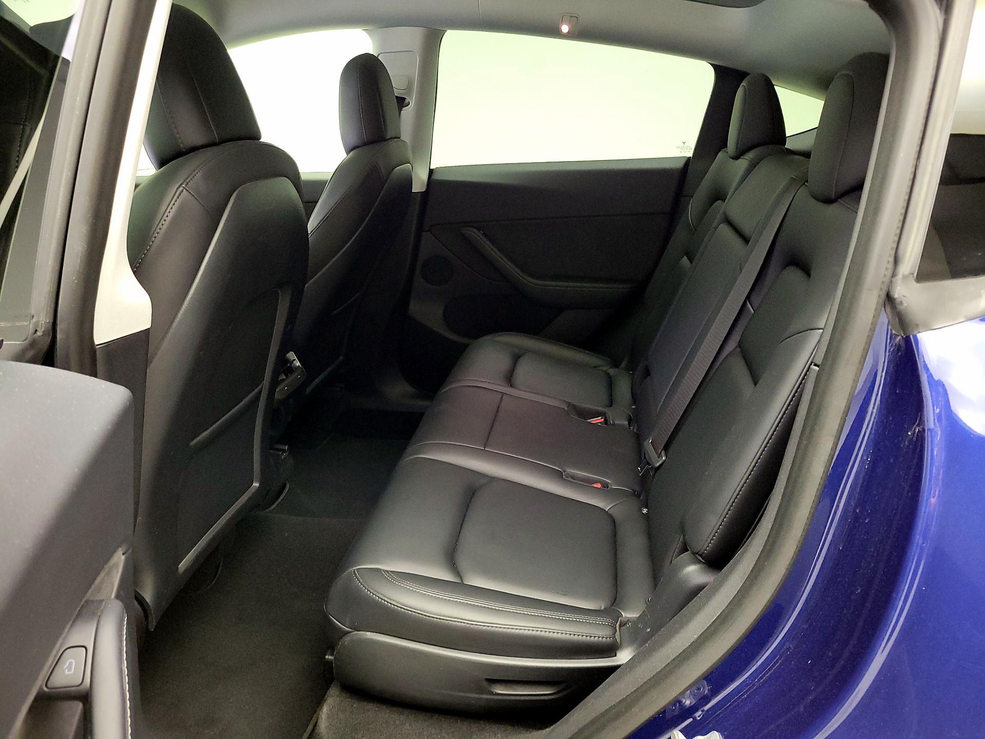 Thumbnail: 2021 Tesla Model Y - 19