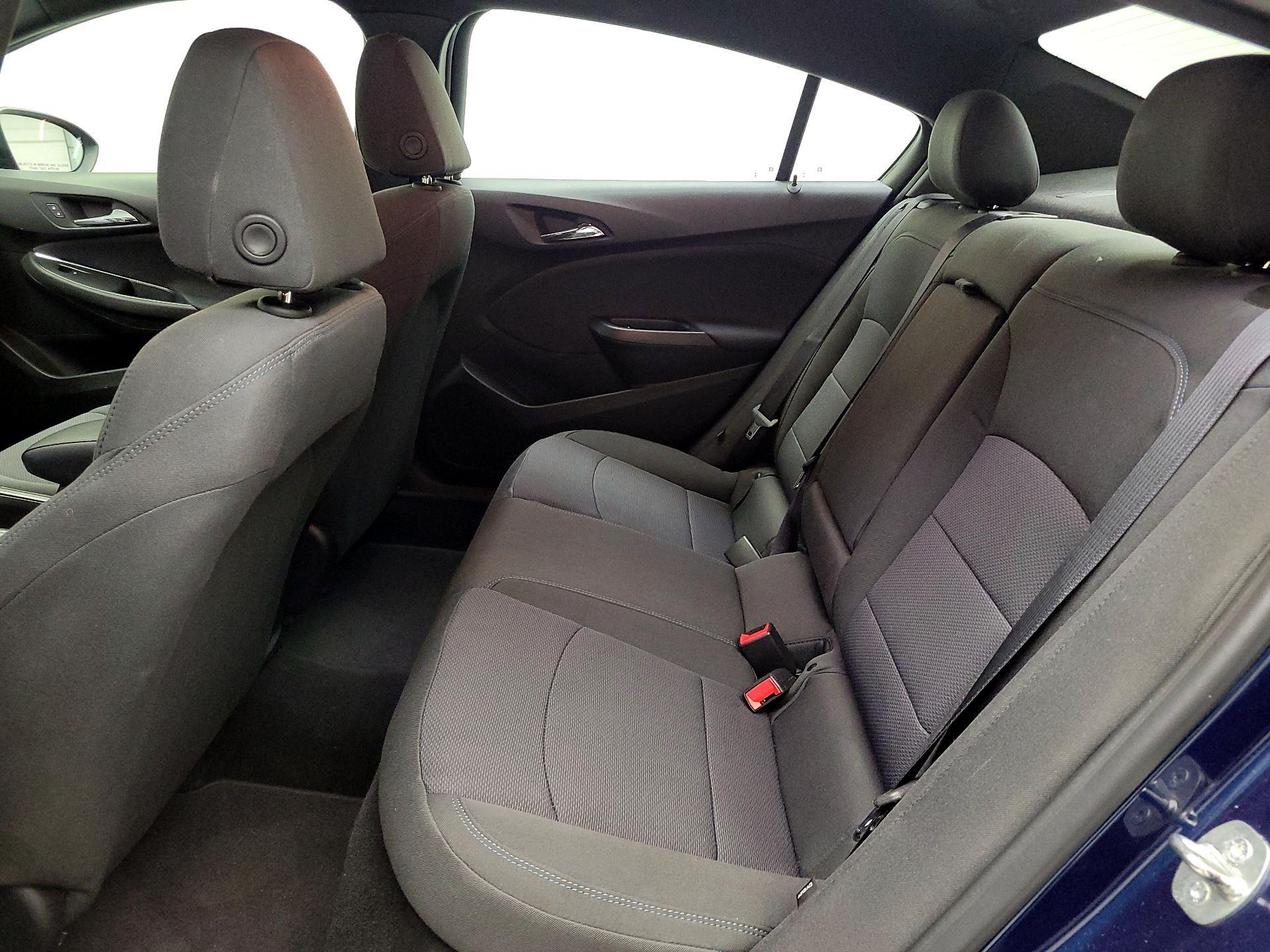 Thumbnail: 2019 Chevrolet Cruze - 19