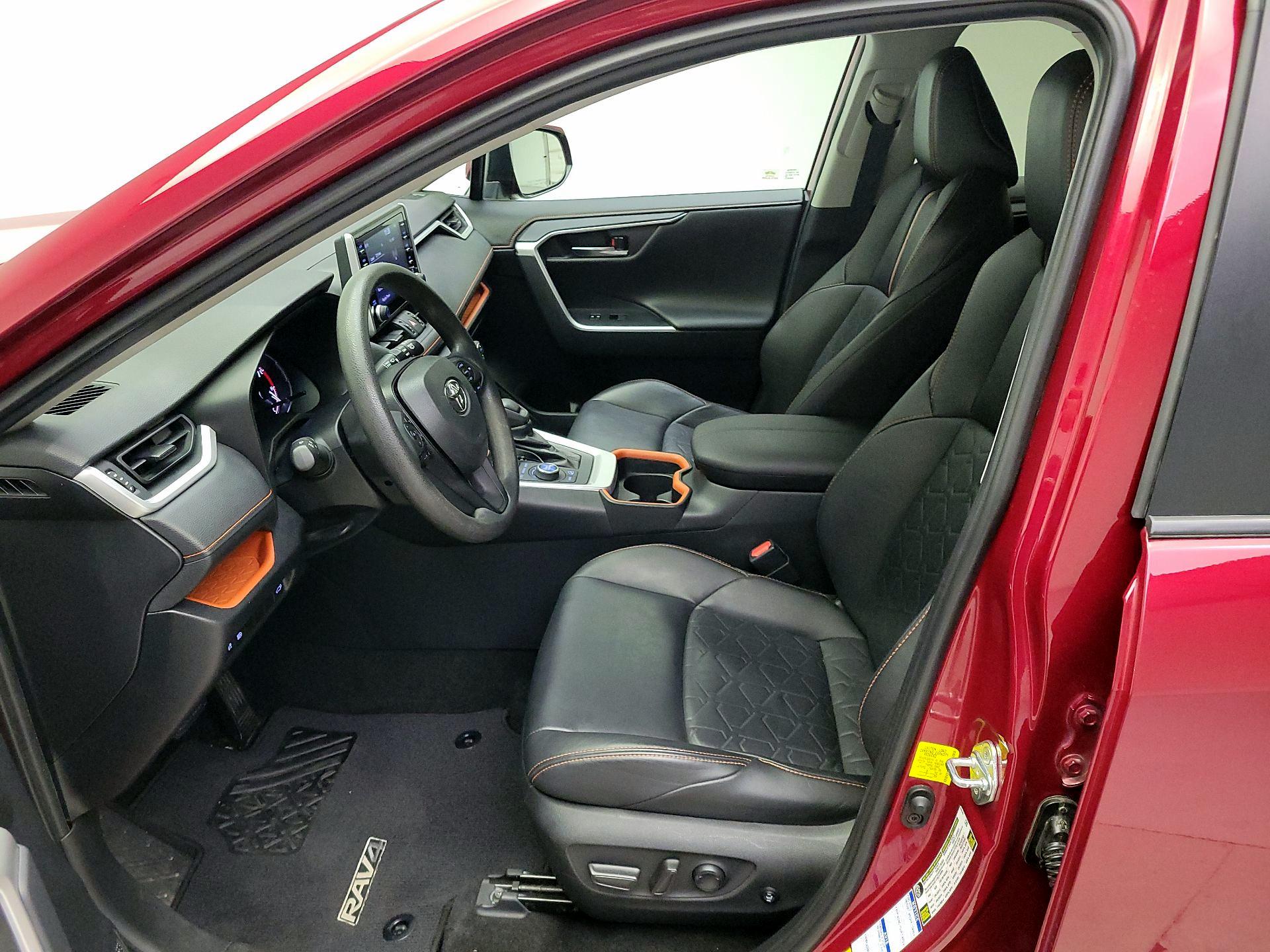 Thumbnail: 2019 Toyota RAV4 - 11