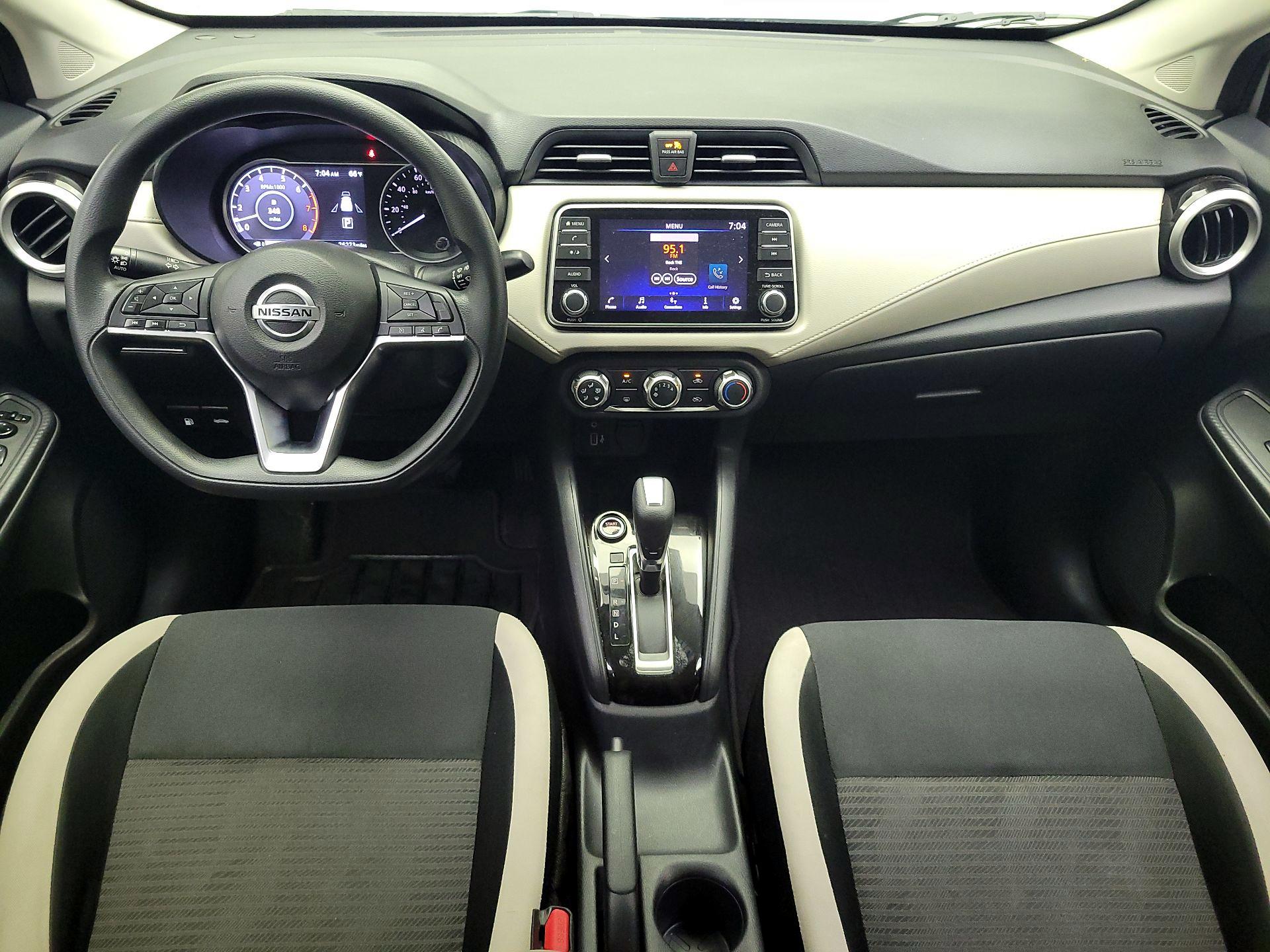 Thumbnail: 2021 Nissan Versa - 9