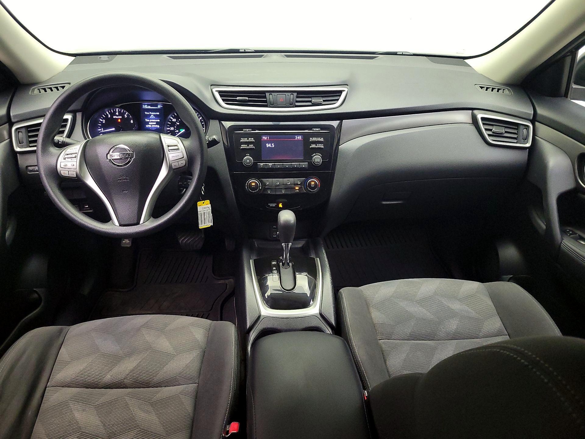 Thumbnail: 2016 Nissan Rogue - 9