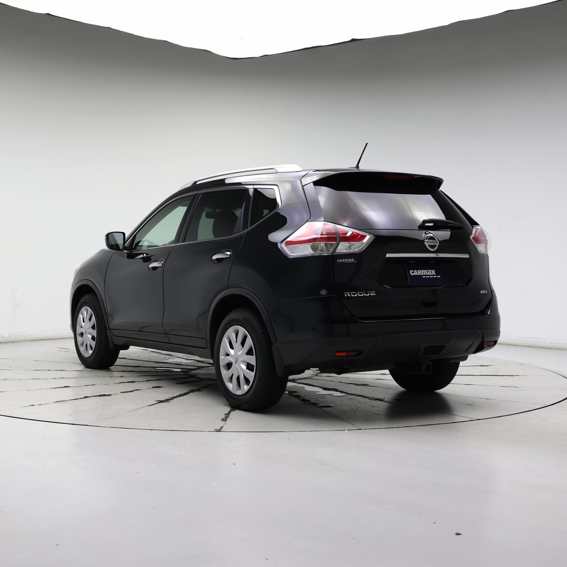 Thumbnail: 2016 Nissan Rogue - 2