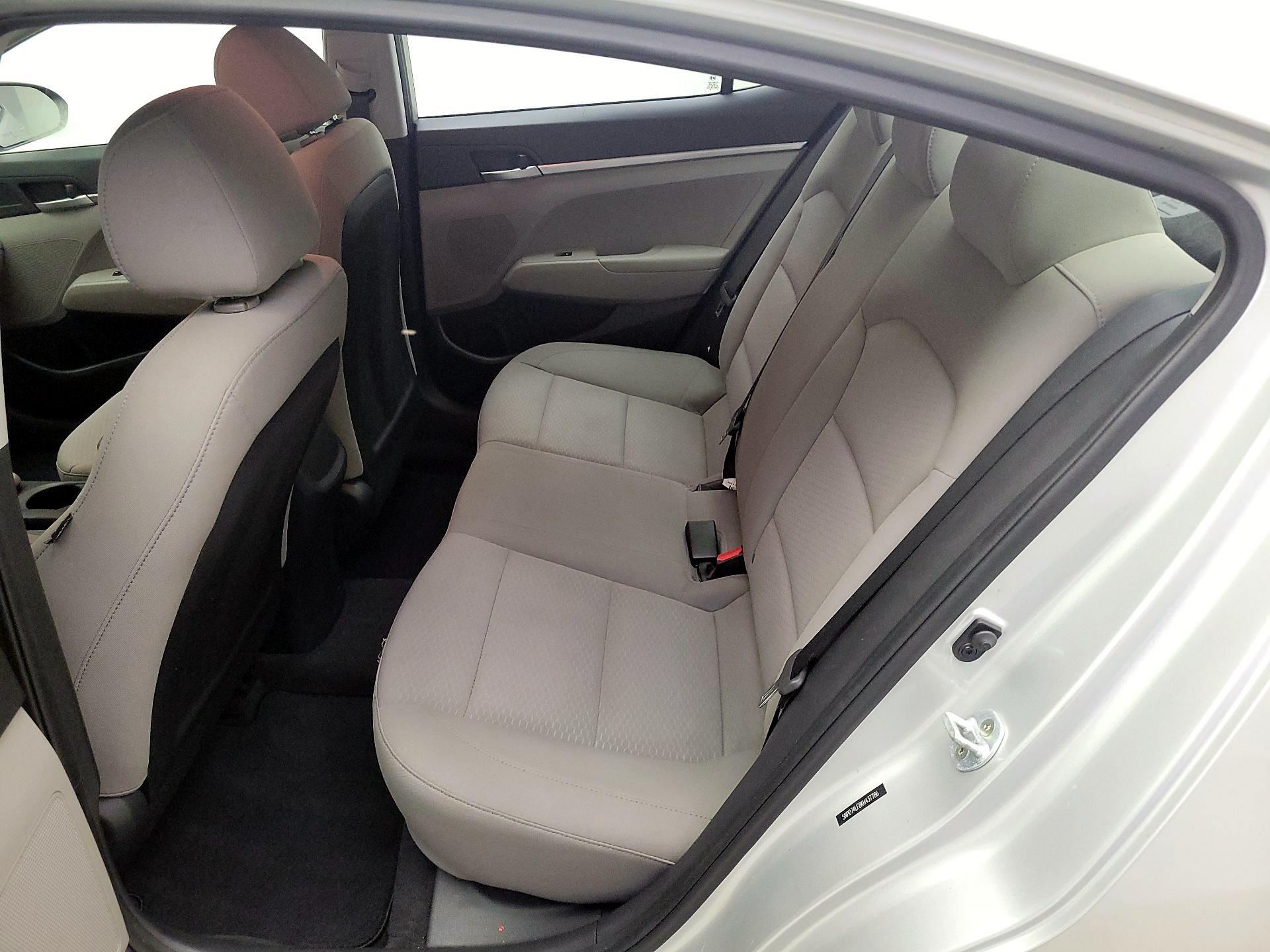 Thumbnail: 2019 Hyundai Elantra - 19