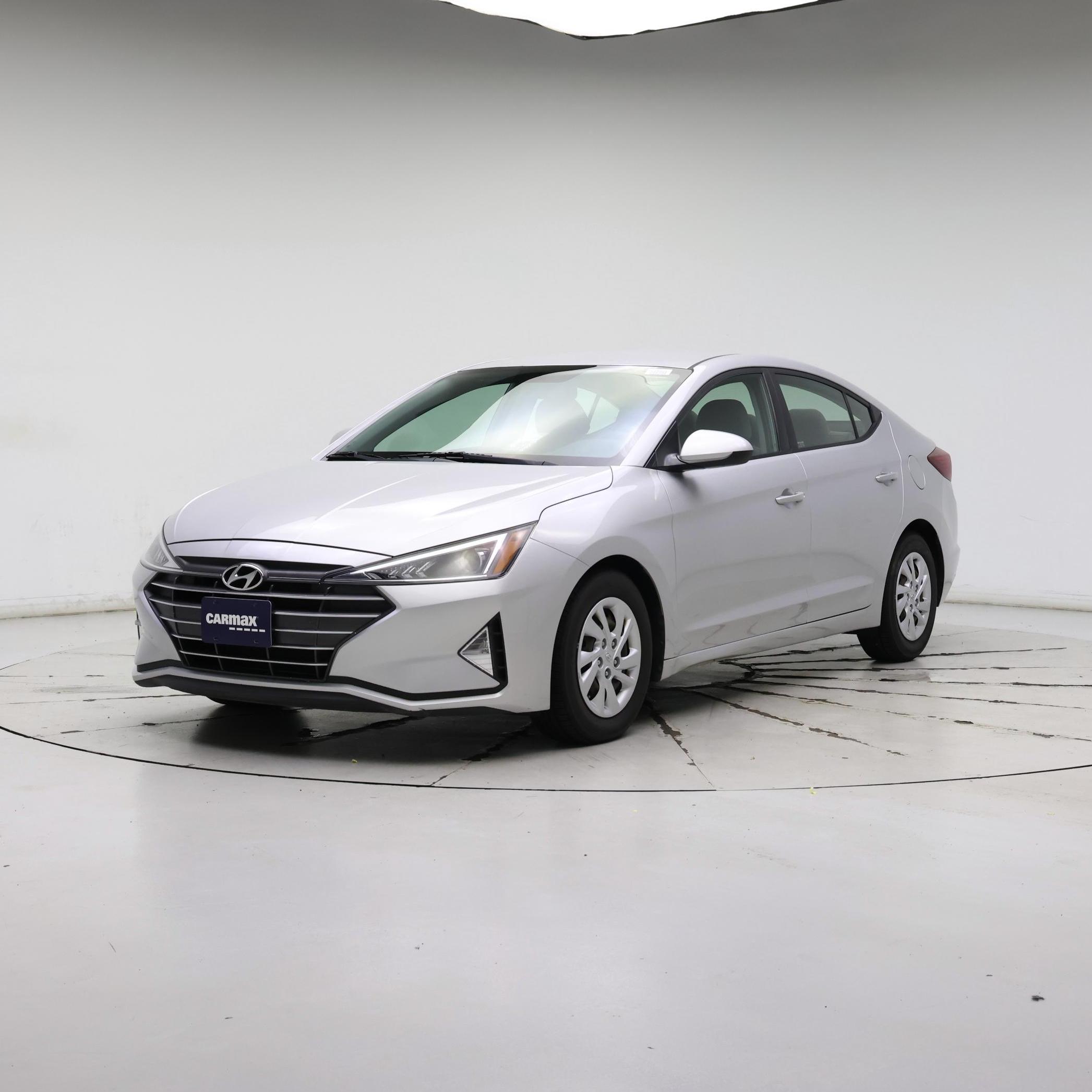 Thumbnail: 2019 Hyundai Elantra - 4