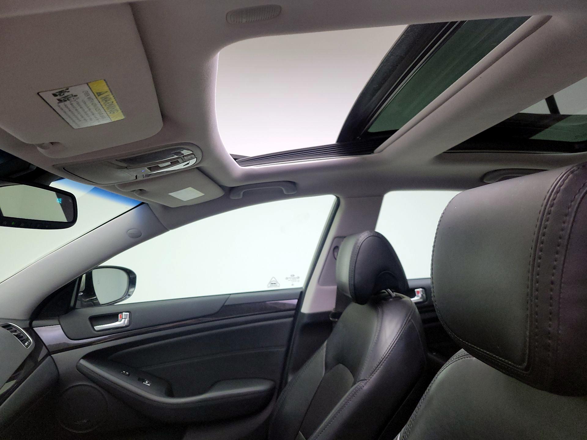 Thumbnail: 2014 Kia Cadenza - 19
