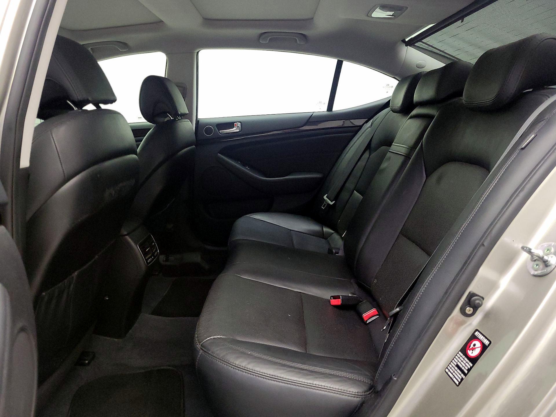 Thumbnail: 2014 Kia Cadenza - 20