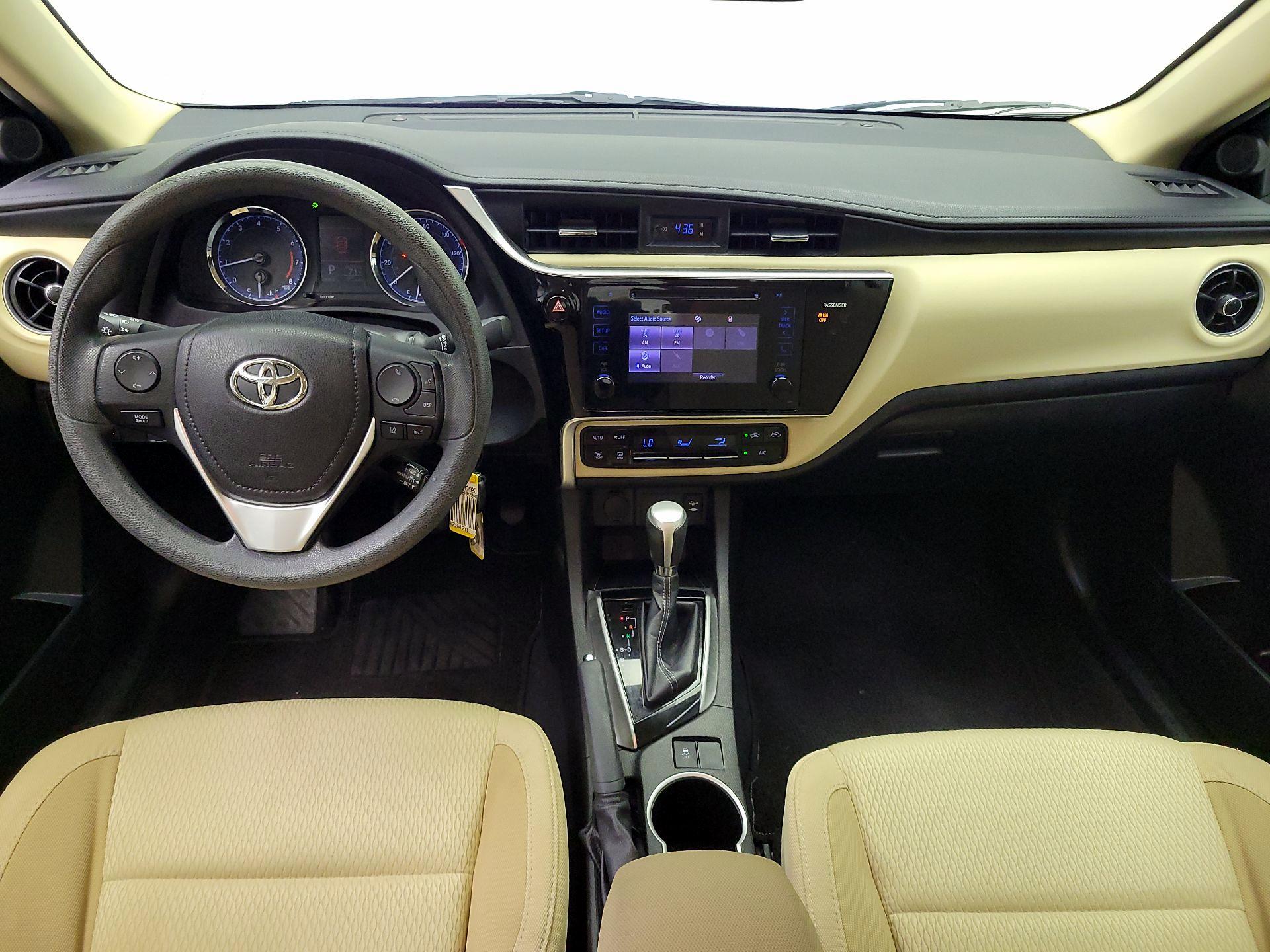 Thumbnail: 2017 Toyota Corolla - 9