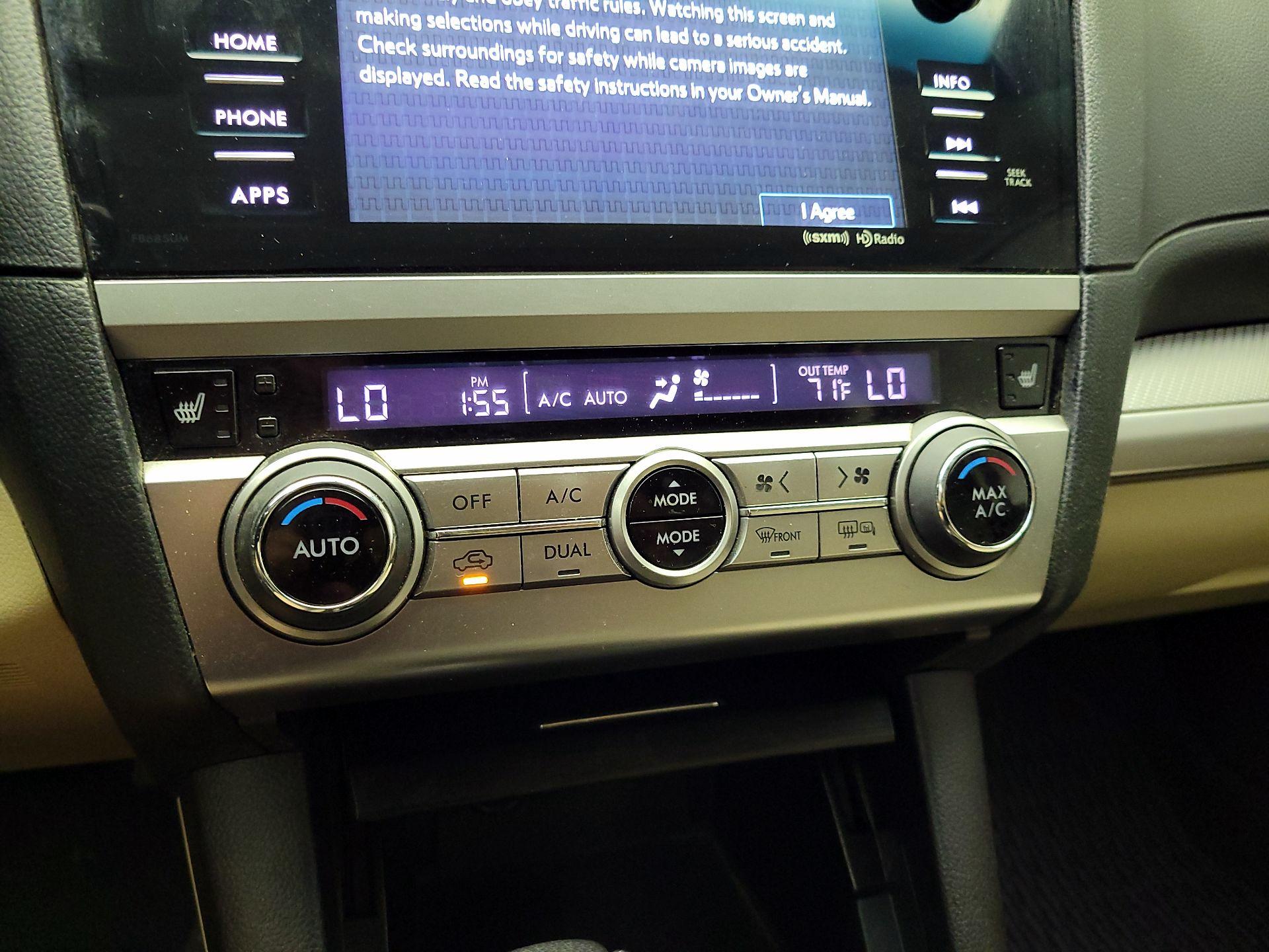 Thumbnail: 2016 Subaru Outback - 16