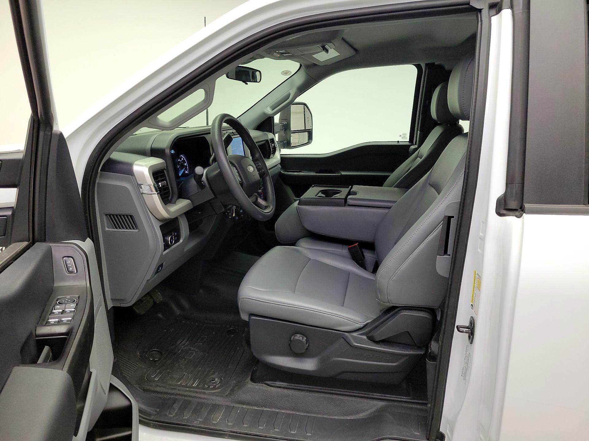 Thumbnail: 2023 Ford F-250 - 11