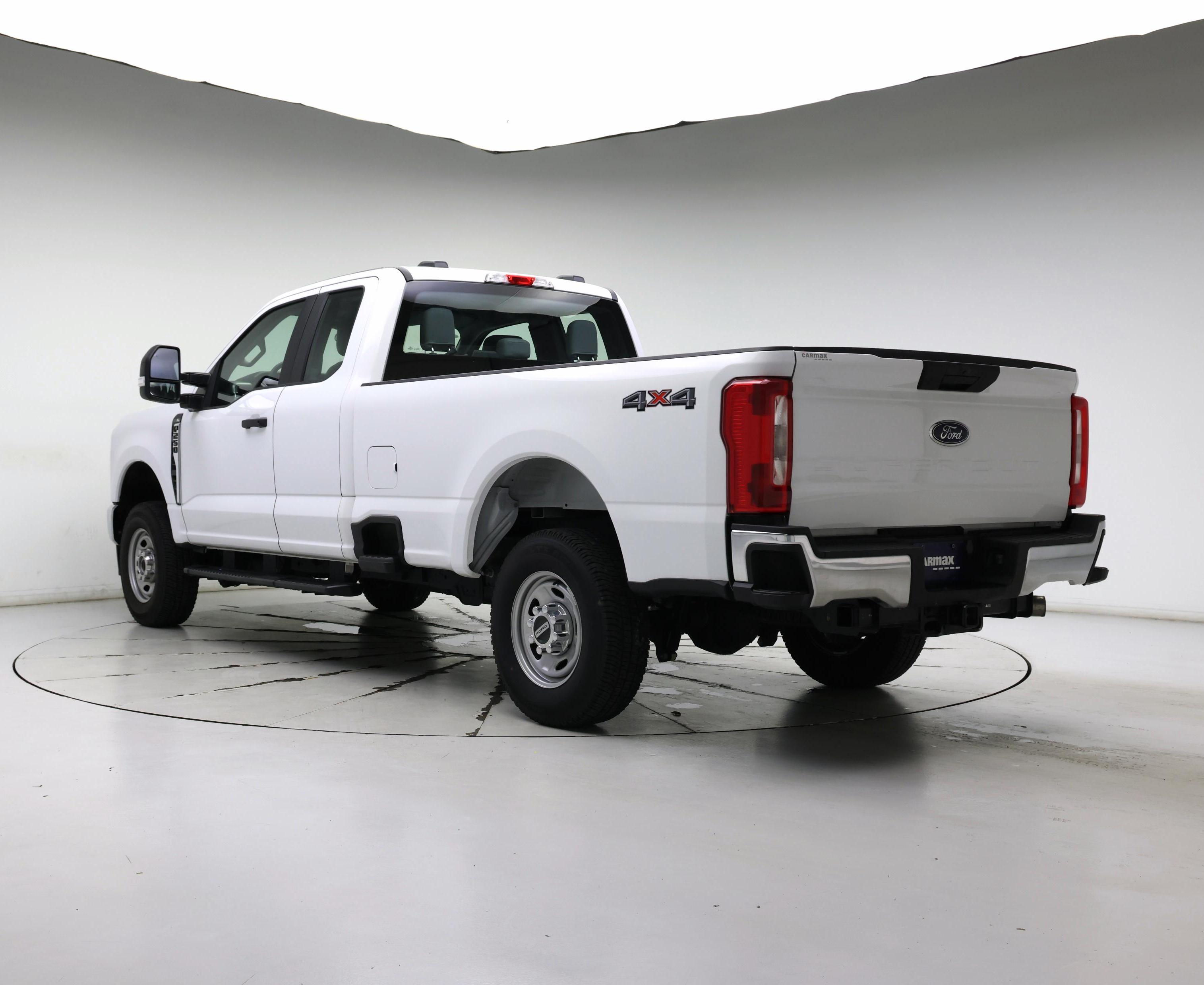 Thumbnail: 2023 Ford F-250 - 2