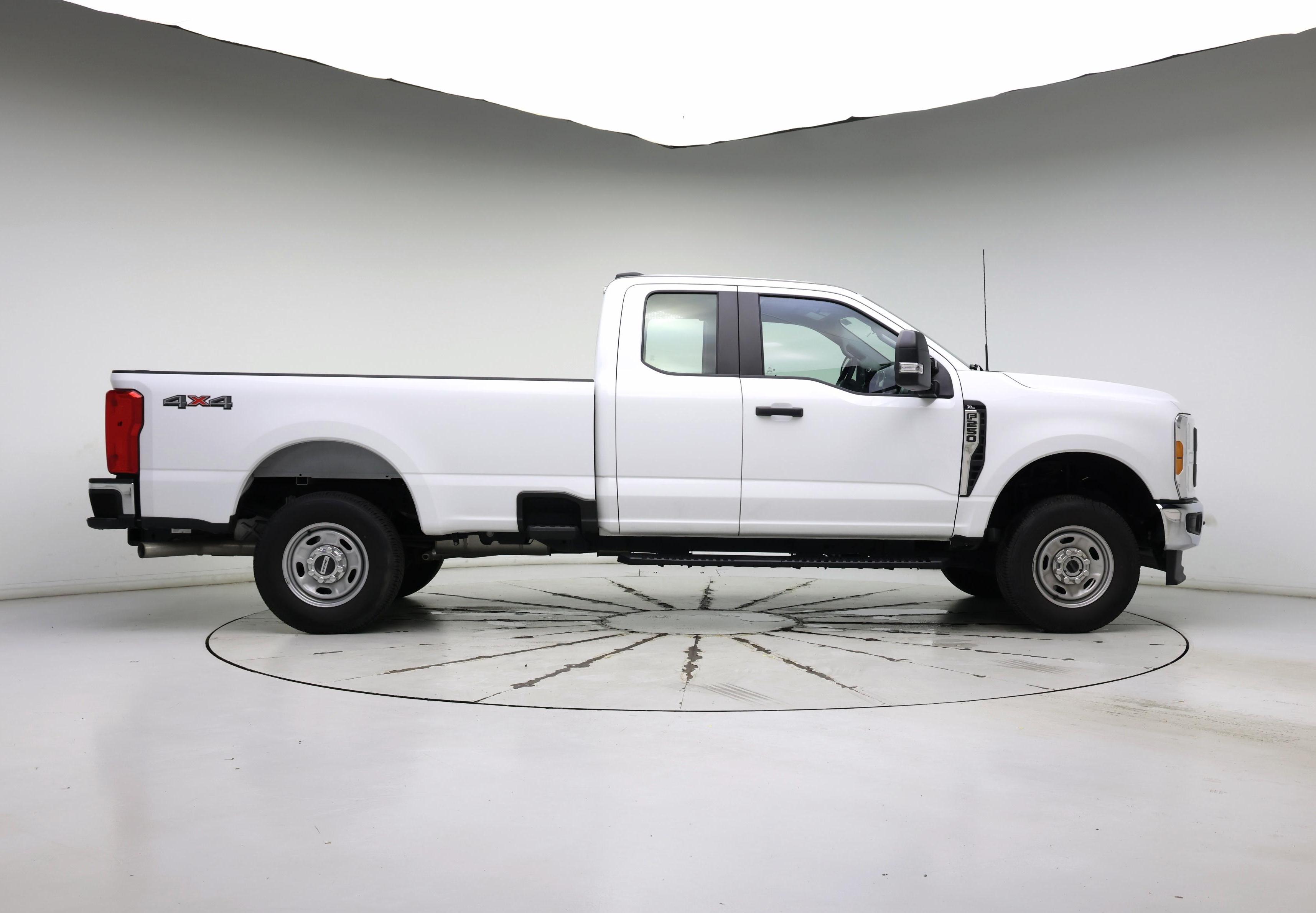 Thumbnail: 2023 Ford F-250 - 7