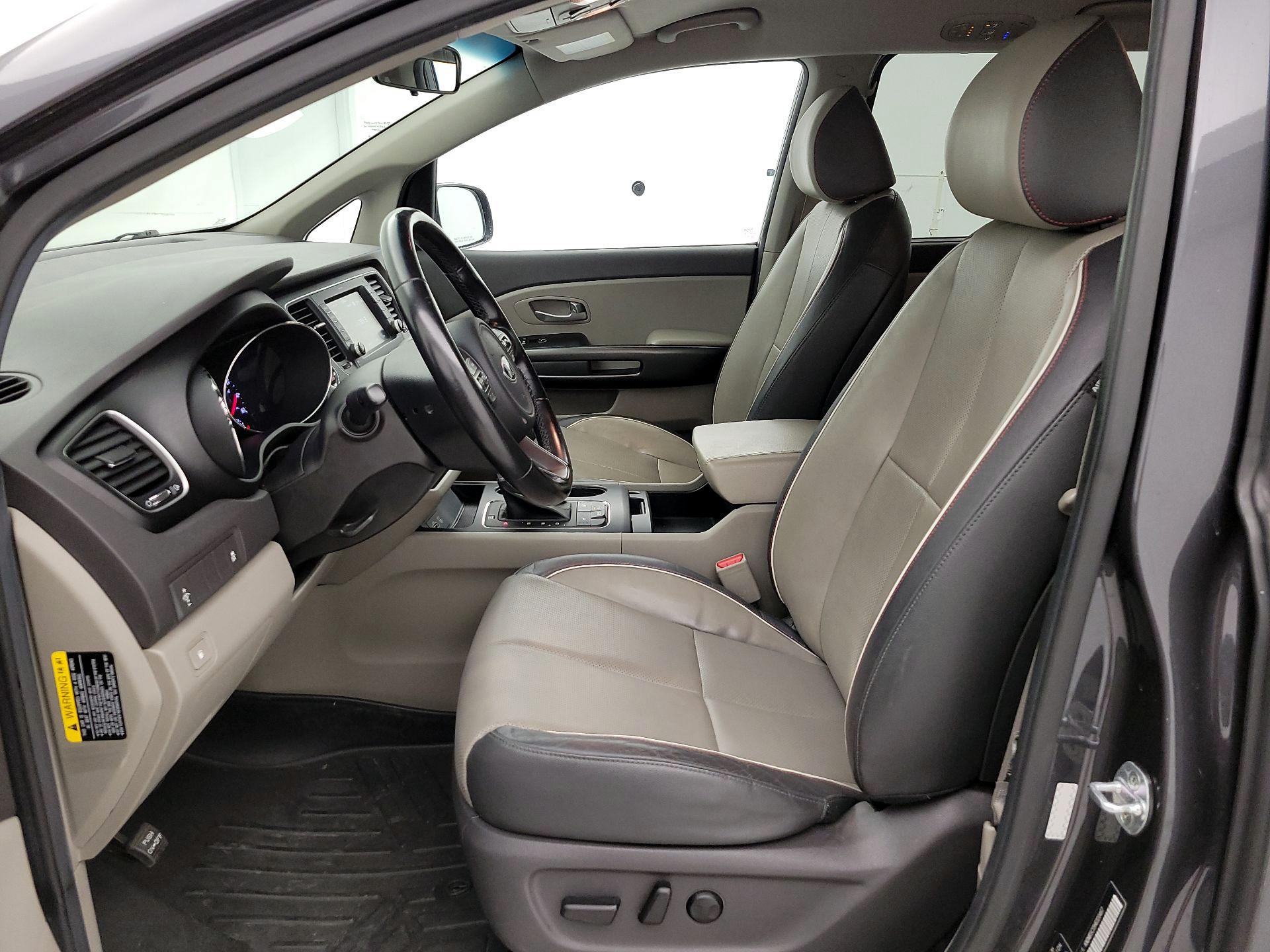 Thumbnail: 2017 Kia Sedona - 11