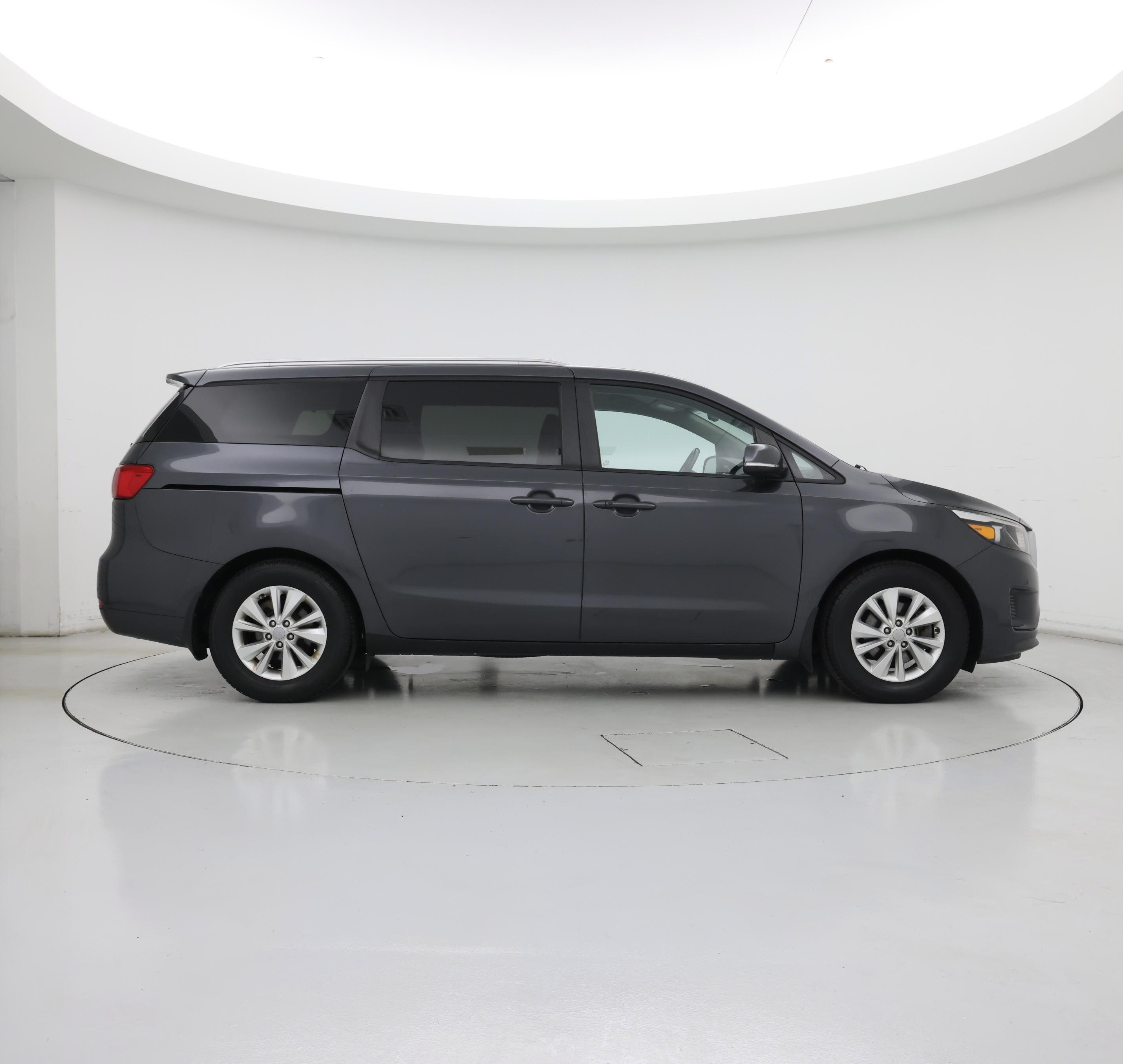 Thumbnail: 2017 Kia Sedona - 7