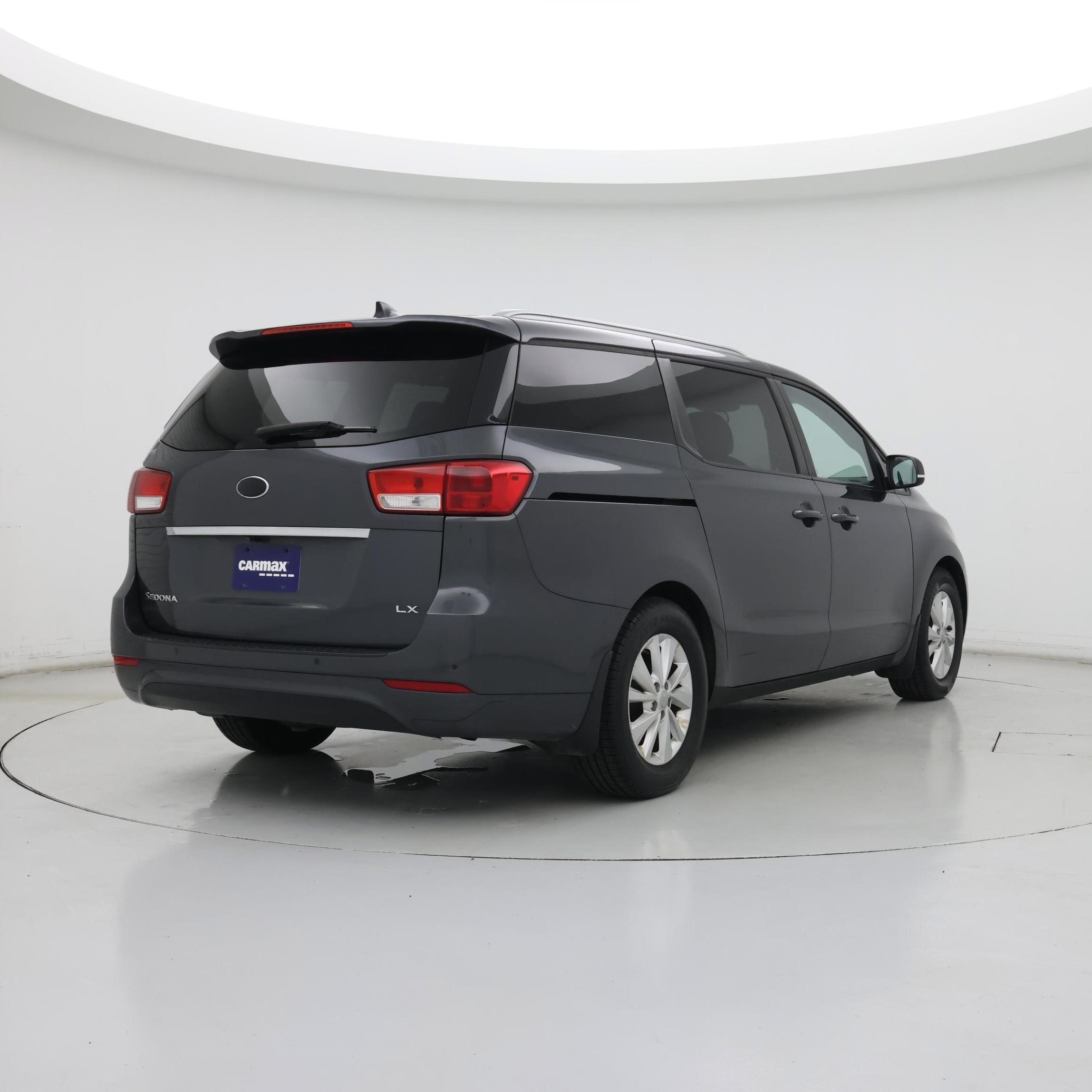 Thumbnail: 2017 Kia Sedona - 8