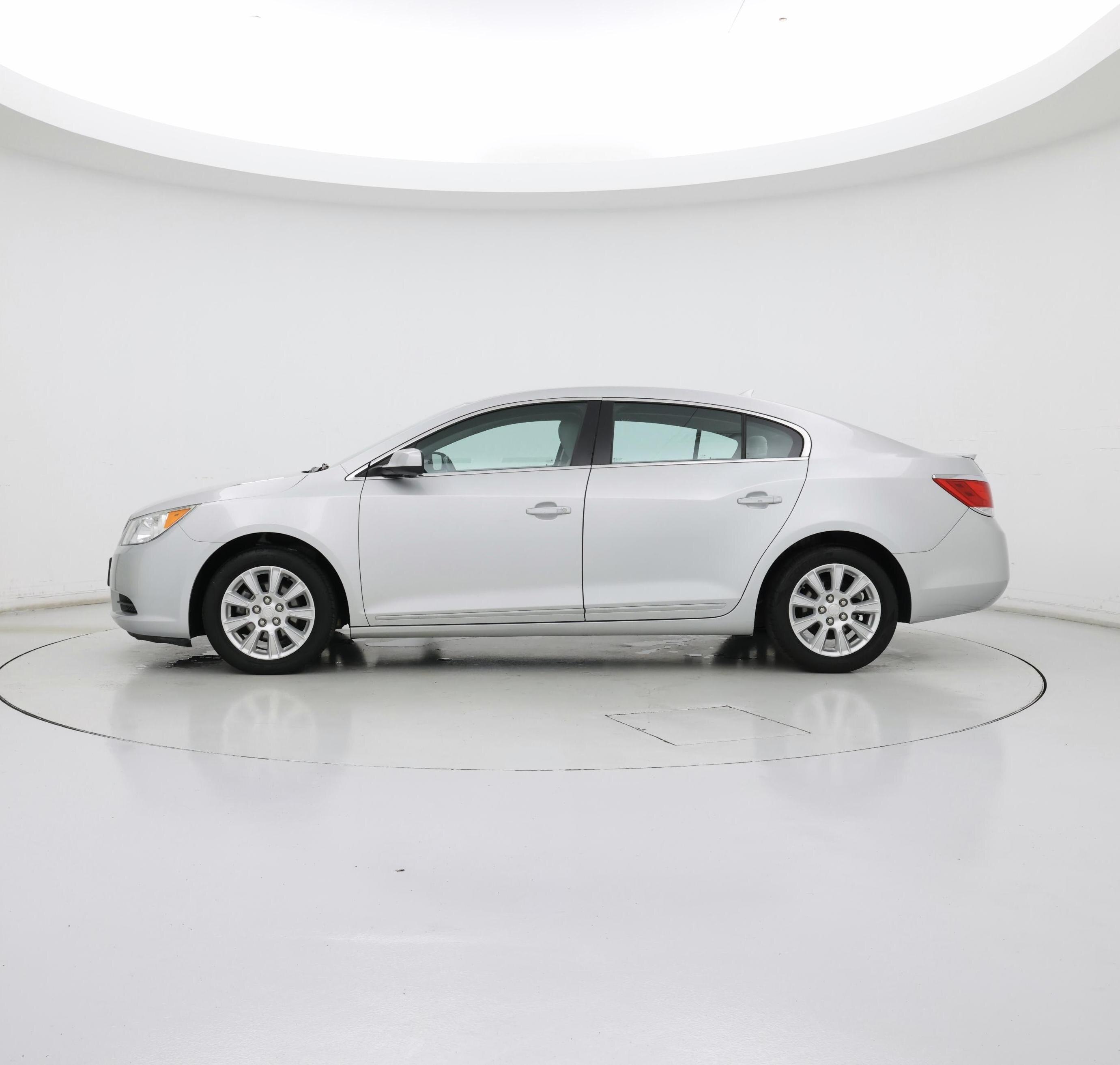 Thumbnail: 2013 Buick LaCrosse - 3